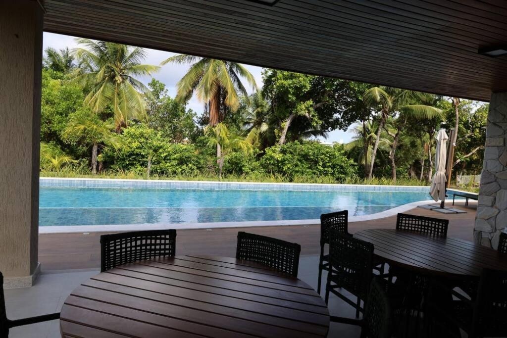 Village com varanda gourmet próximo a Praia da Espera