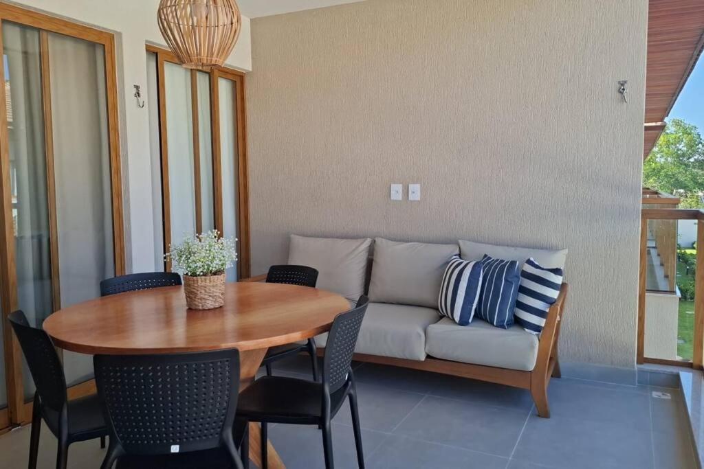 Village com varanda gourmet próximo a Praia da Espera