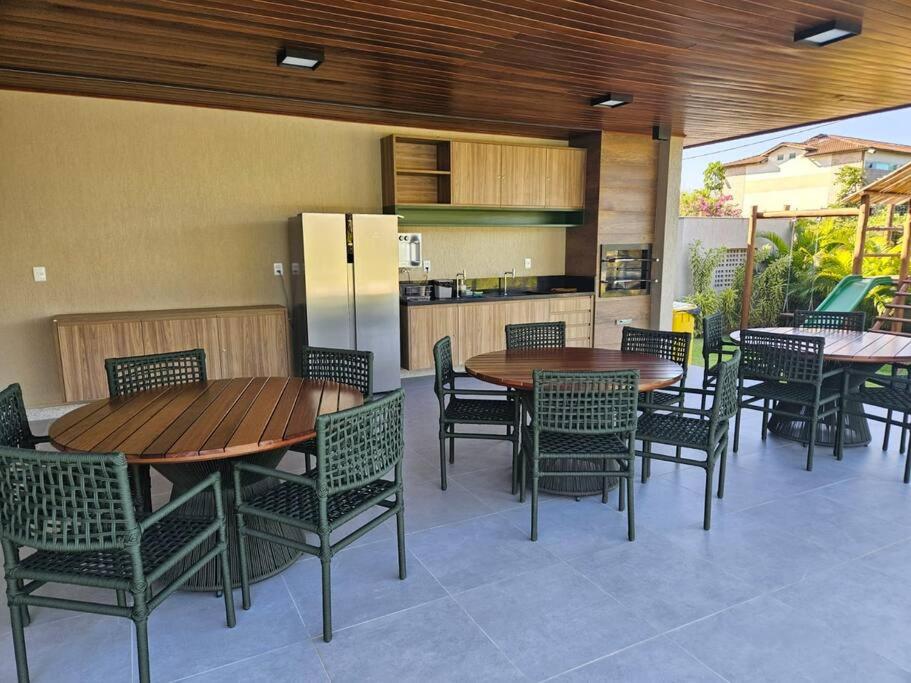 Village com varanda gourmet próximo a Praia da Espera