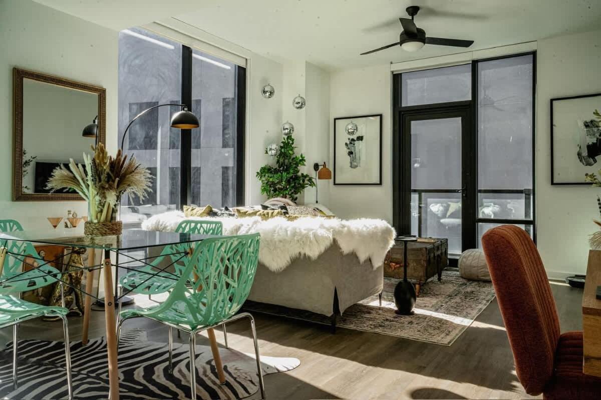 2Bed 2Bath Nest for Family view 2
