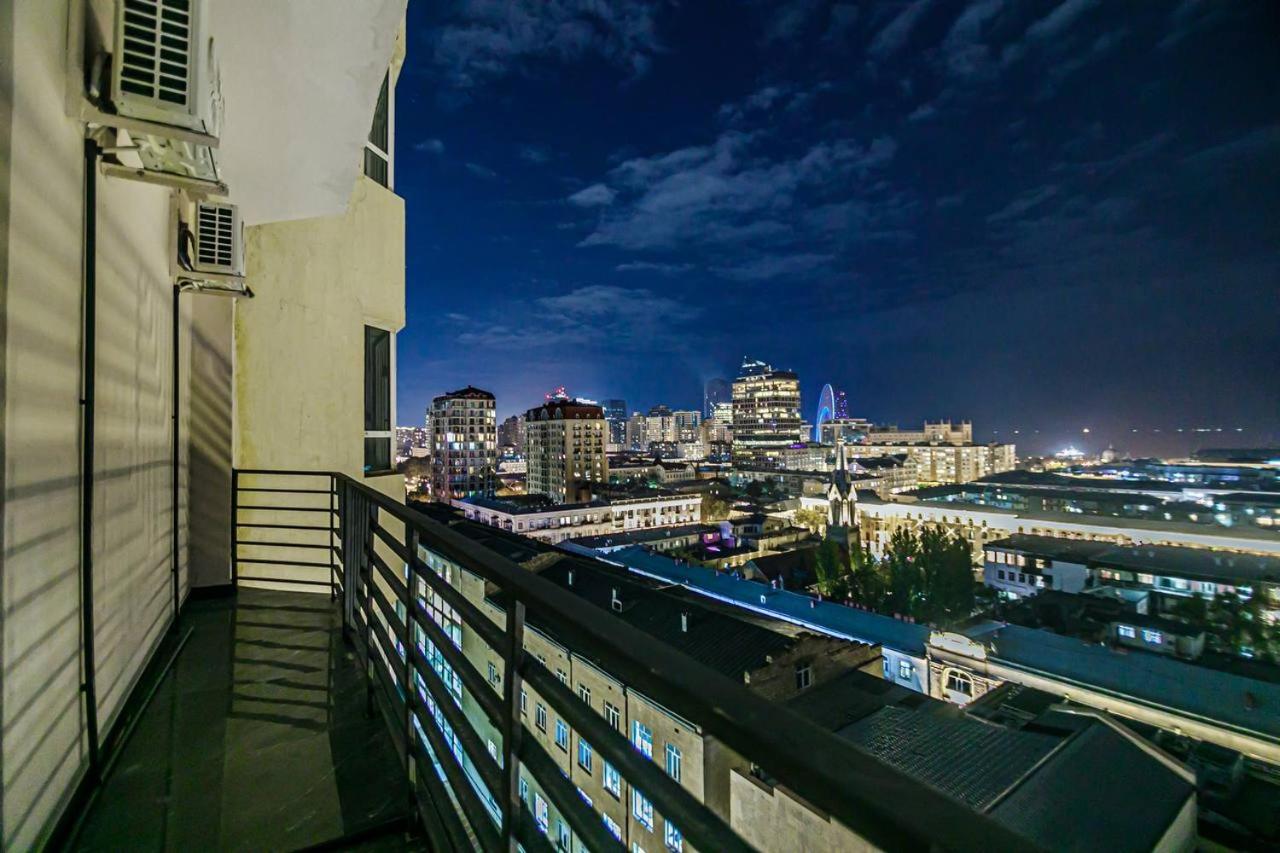 MARRIOTT Apartment NIGHT MOON