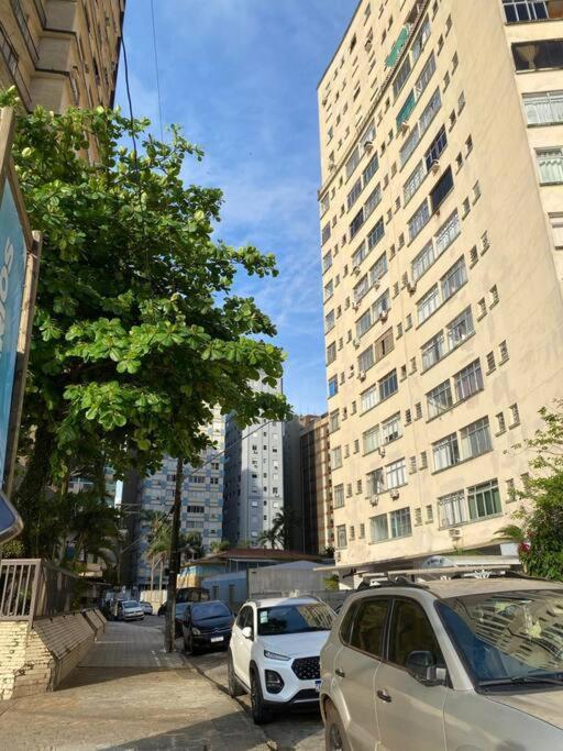 Apartamento em São Vicente Pé na areia