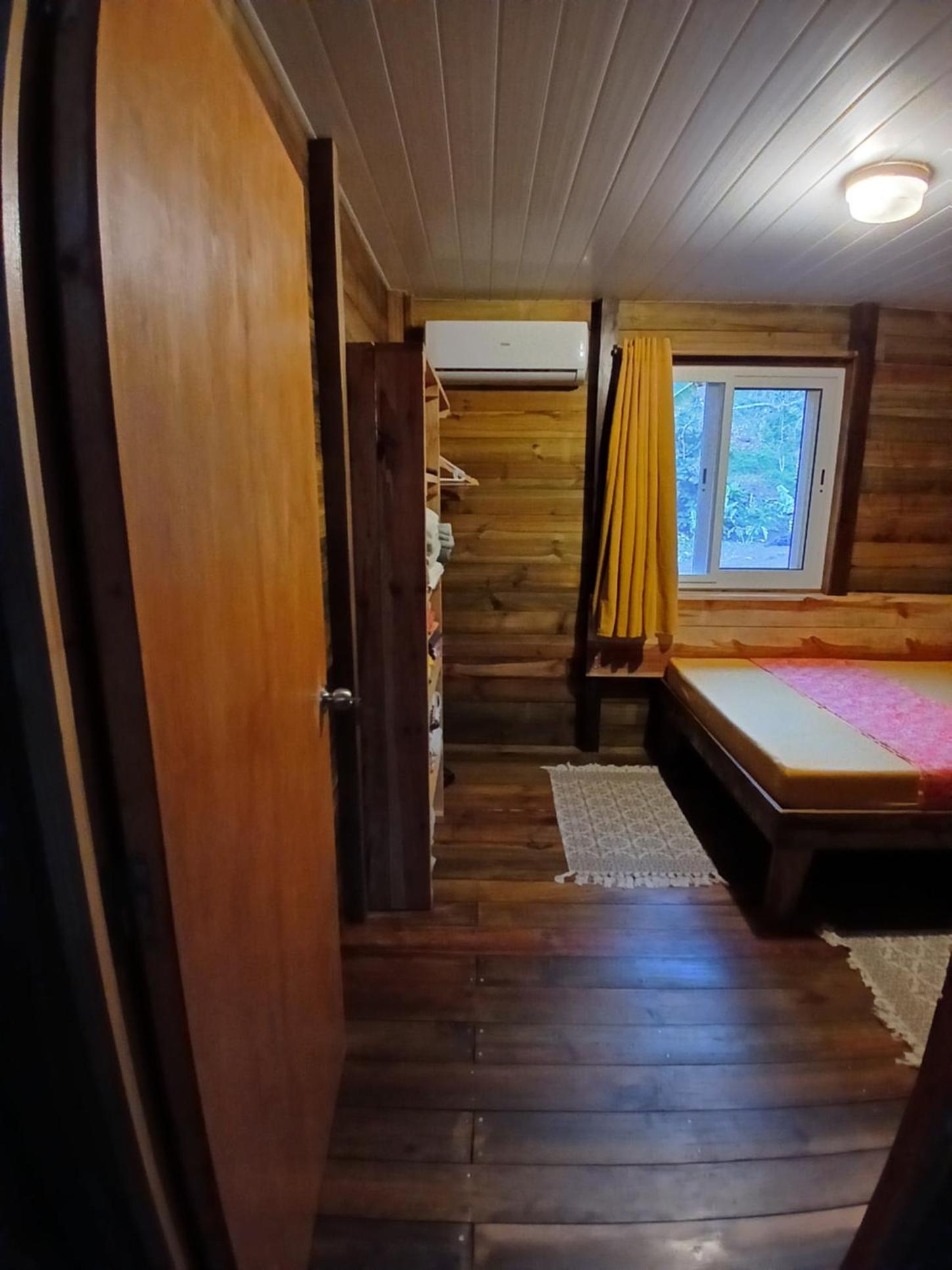 Hiva oa chalets view 2