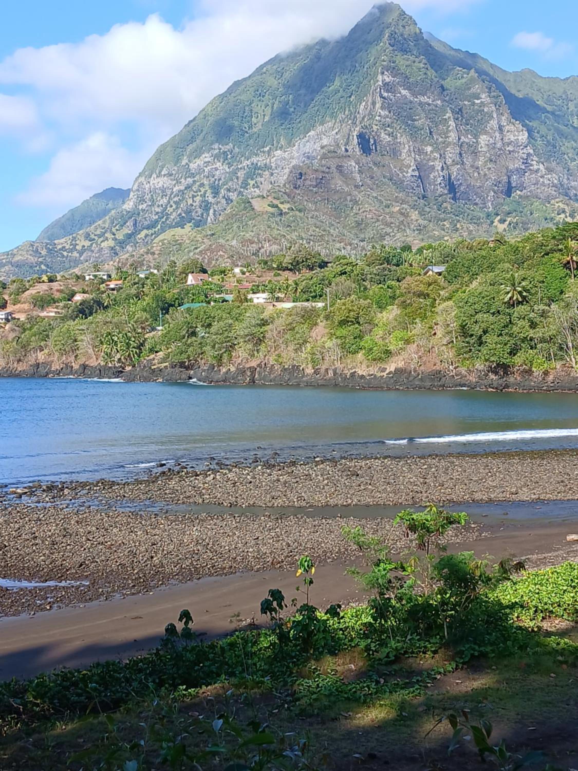 Hiva oa chalets view 3