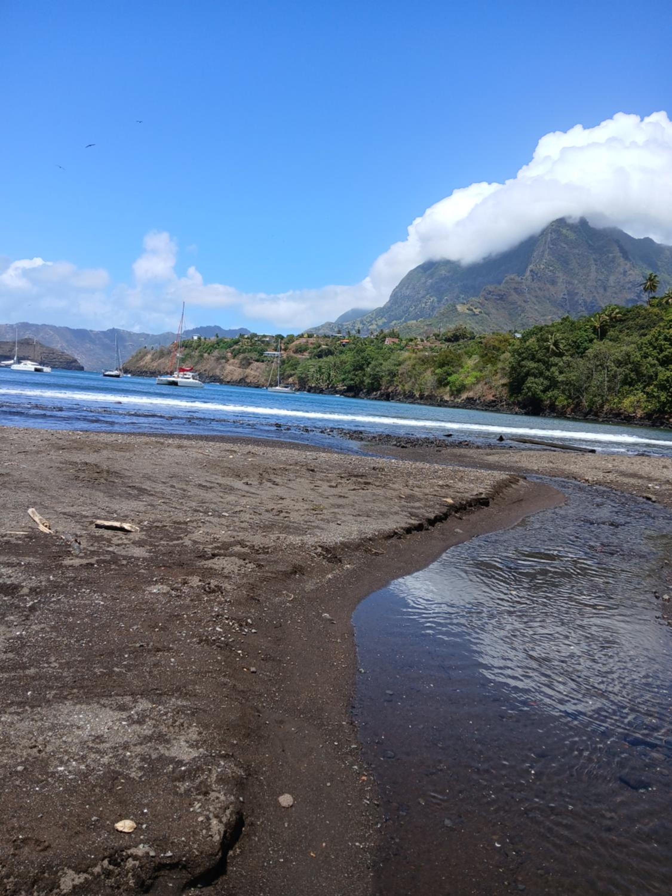 Hiva oa chalets view 5