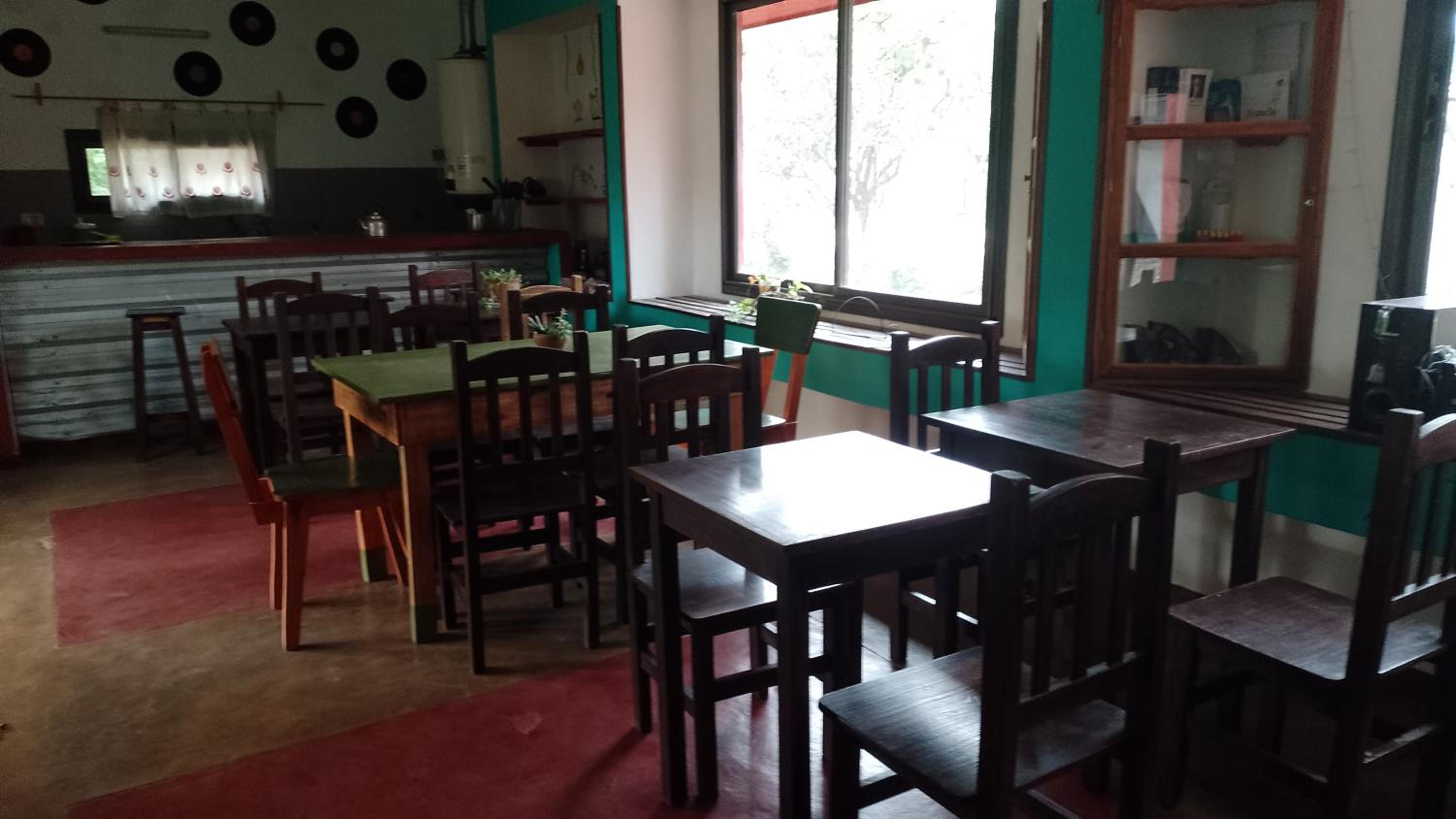La Brújula Hostel y Club Social