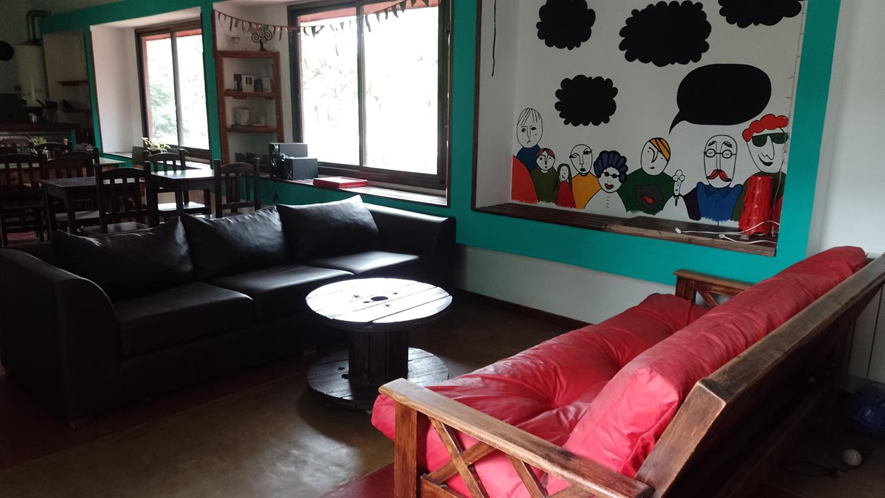 La Brújula Hostel y Club Social