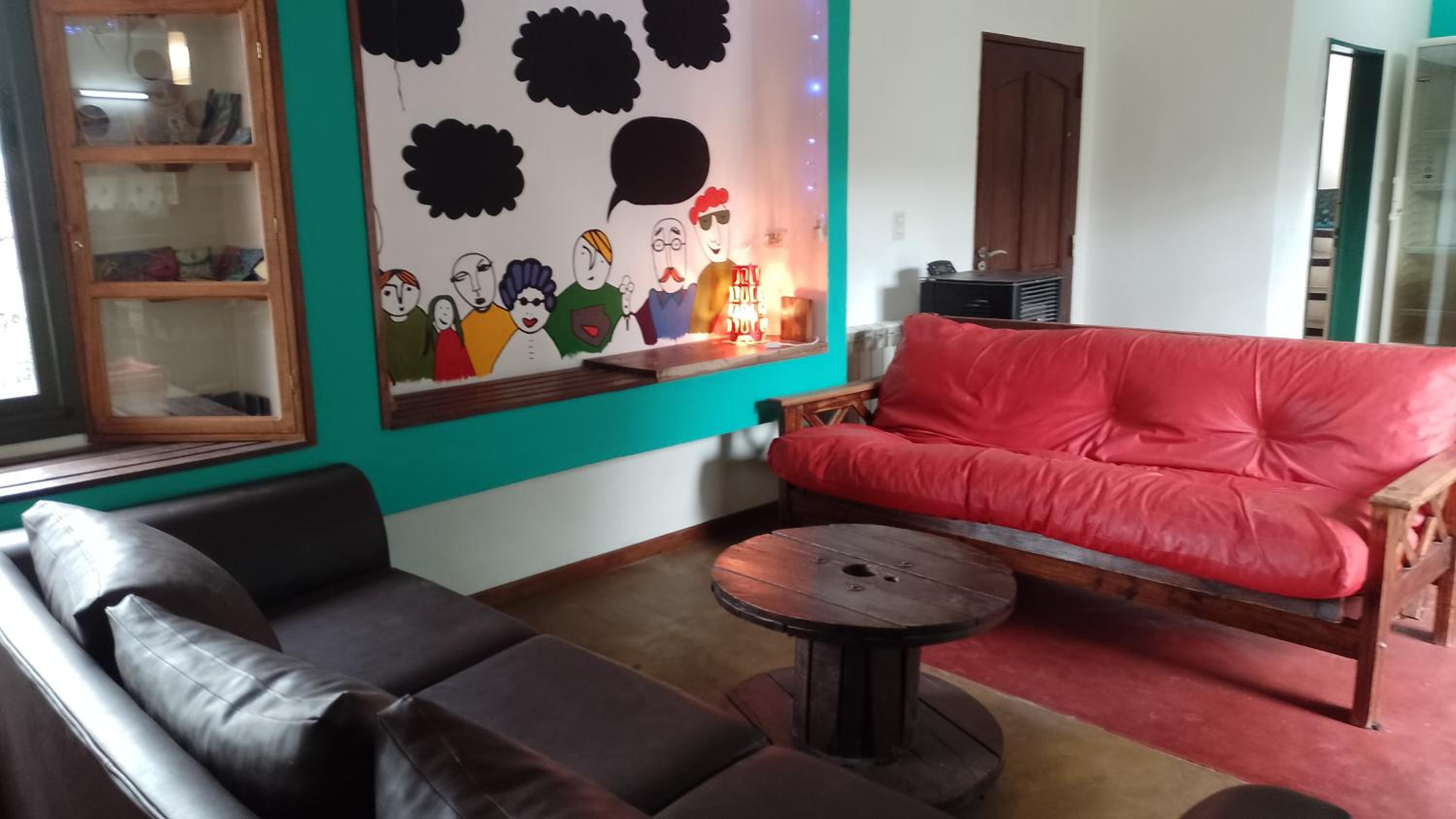 La Brújula Hostel y Club Social