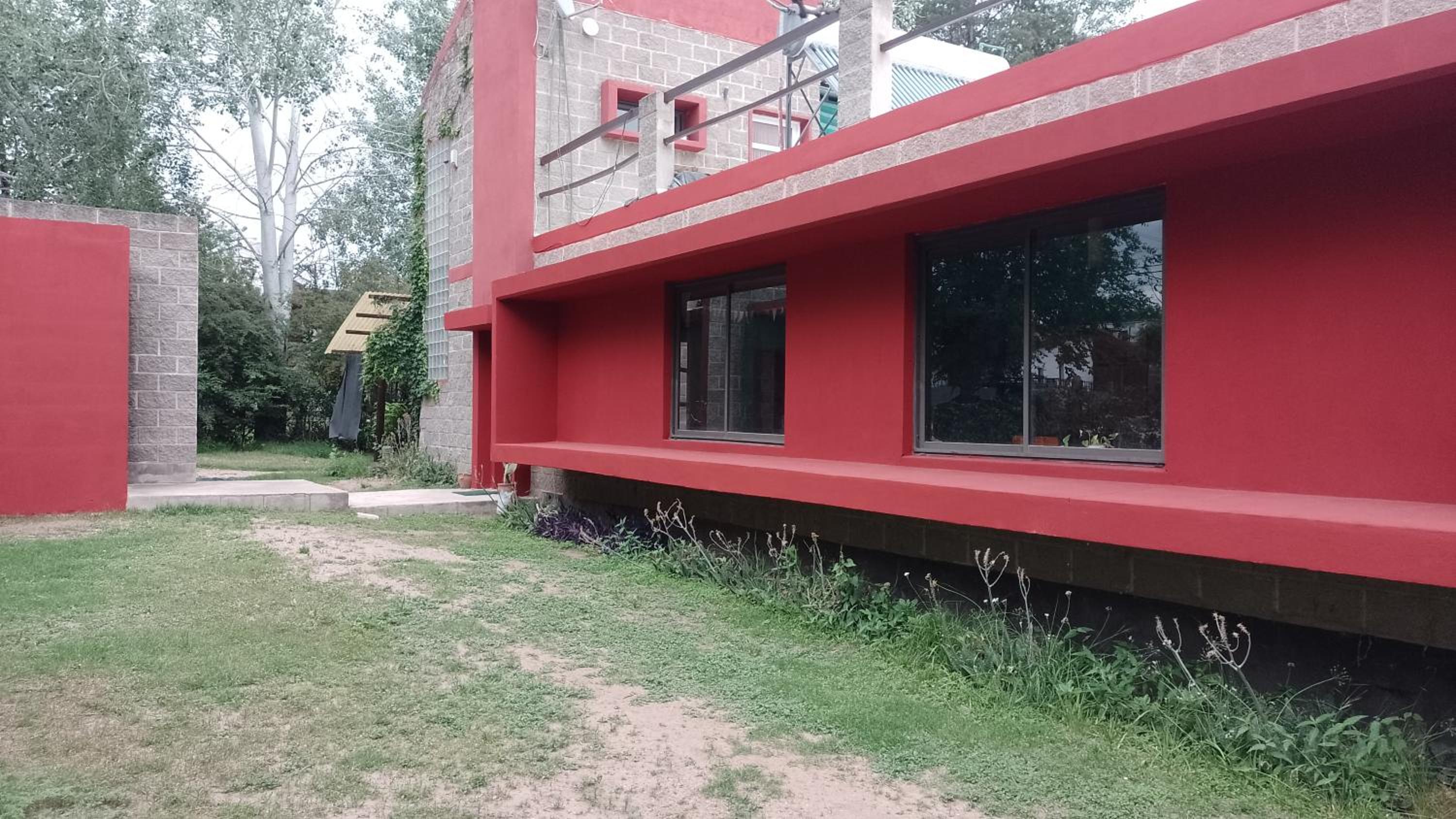 La Brújula Hostel y Club Social