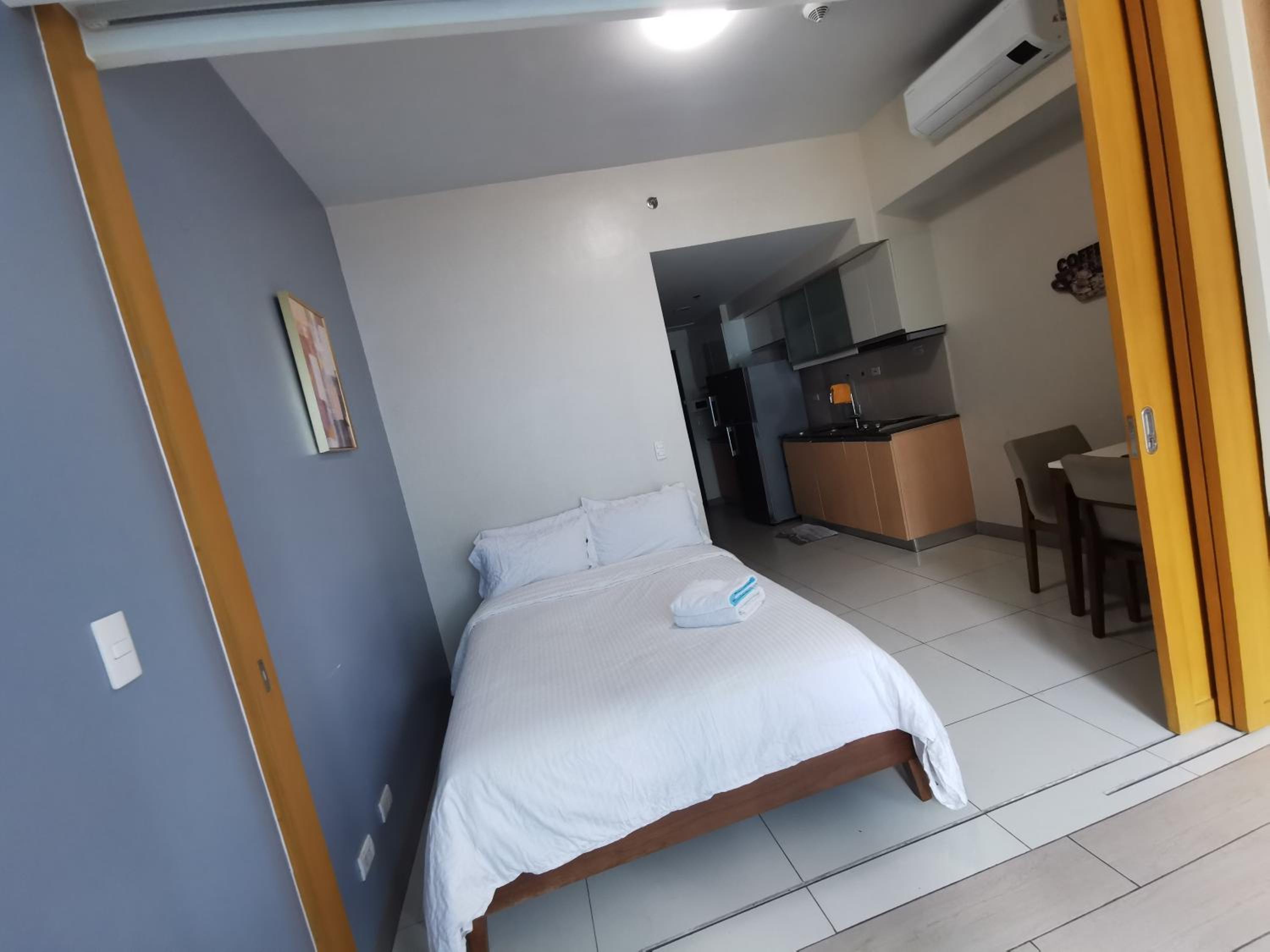 One Uptown Residence BGC One Bedroom