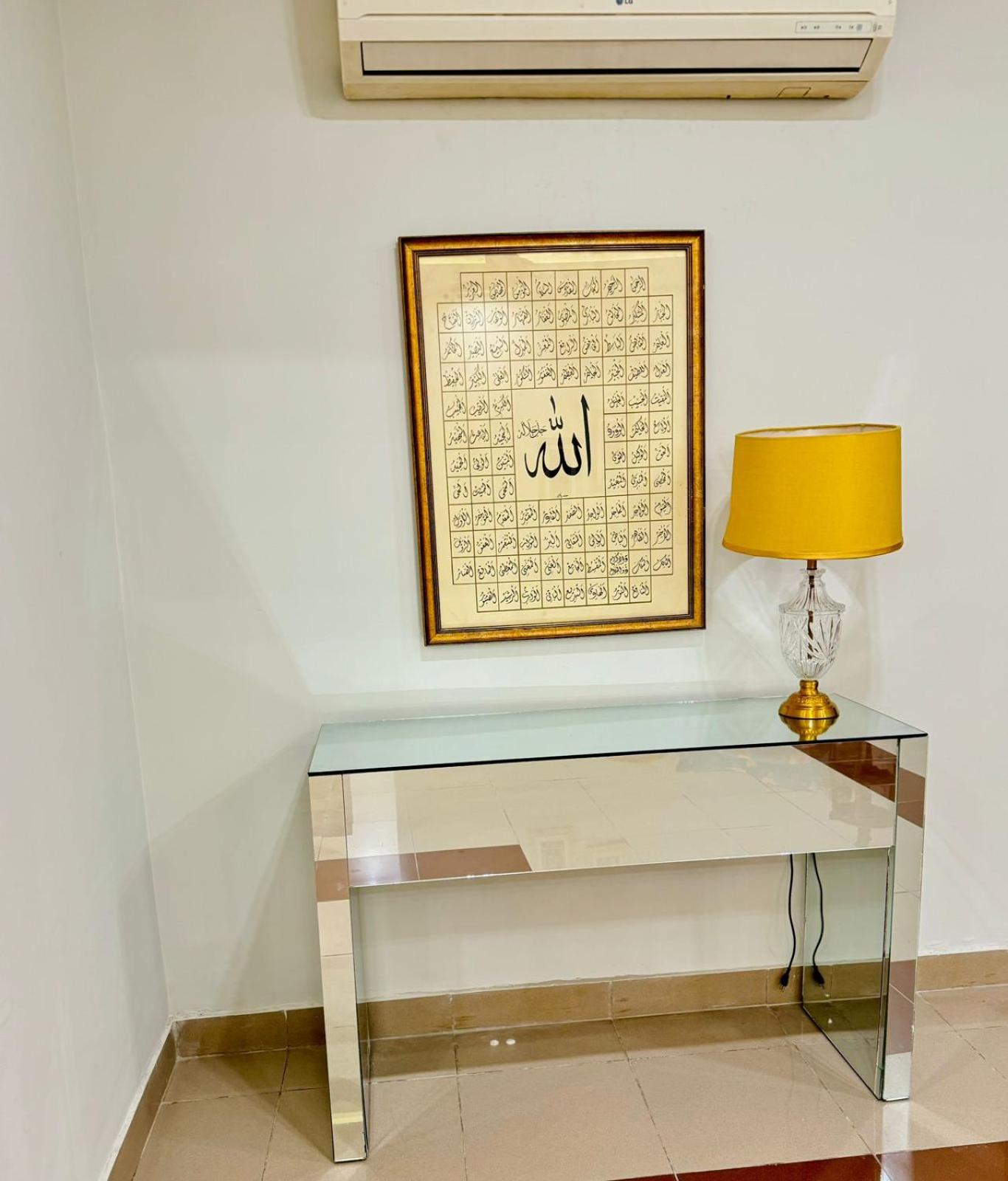 Abu Dhabi Tower Luxurious Apartments - LMY Islamabad