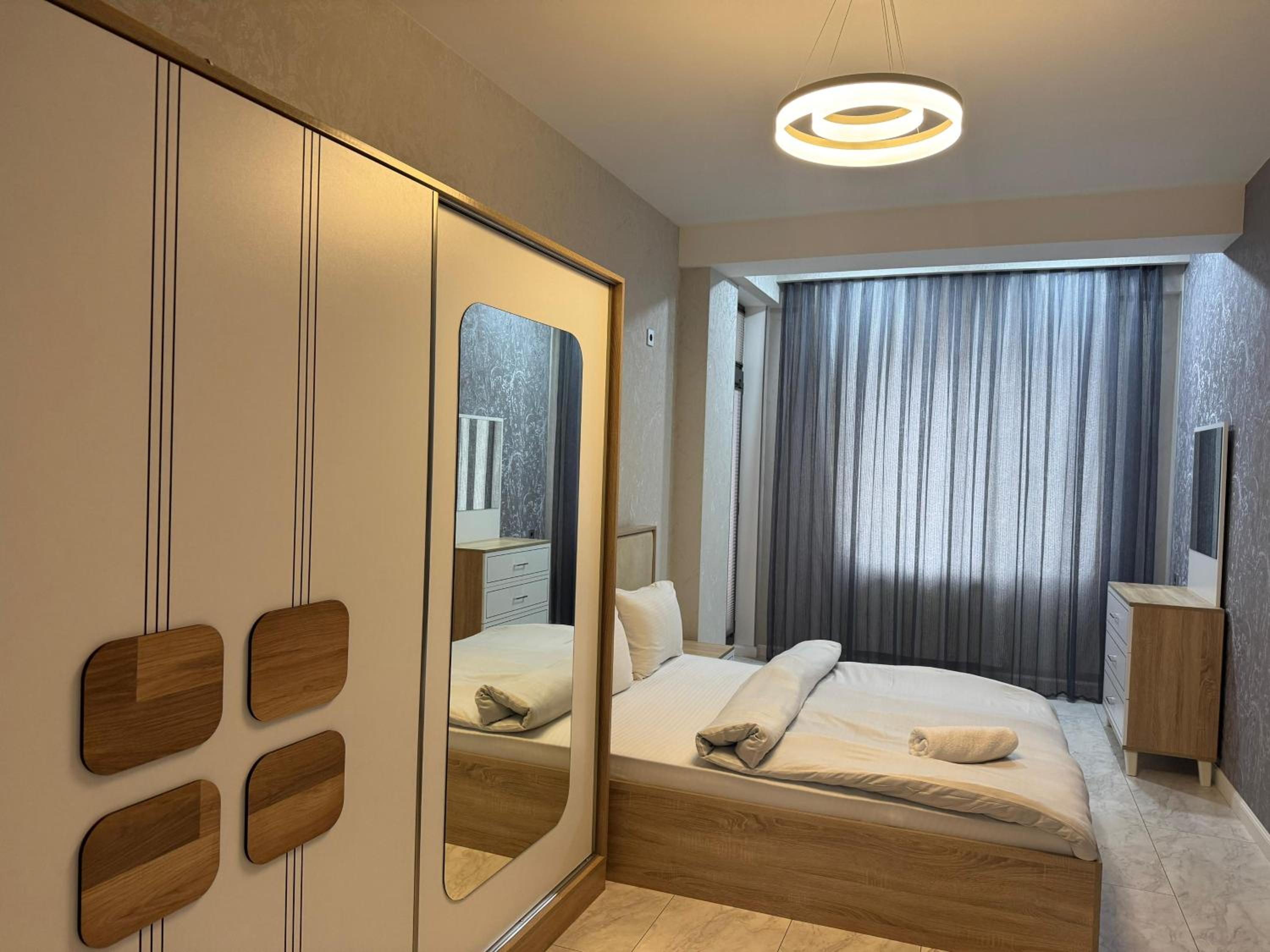 Central Elegance Suite