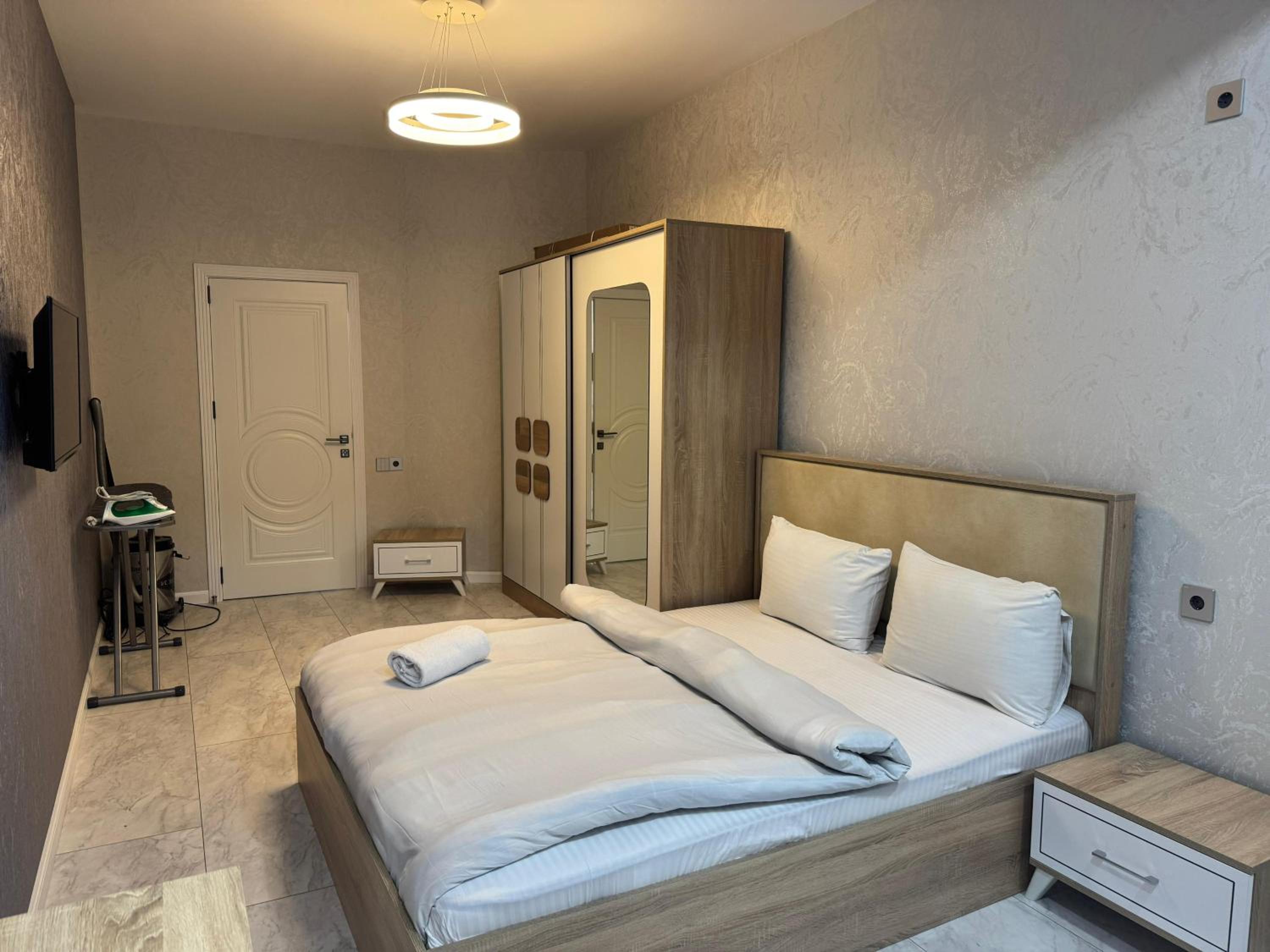 Central Elegance Suite