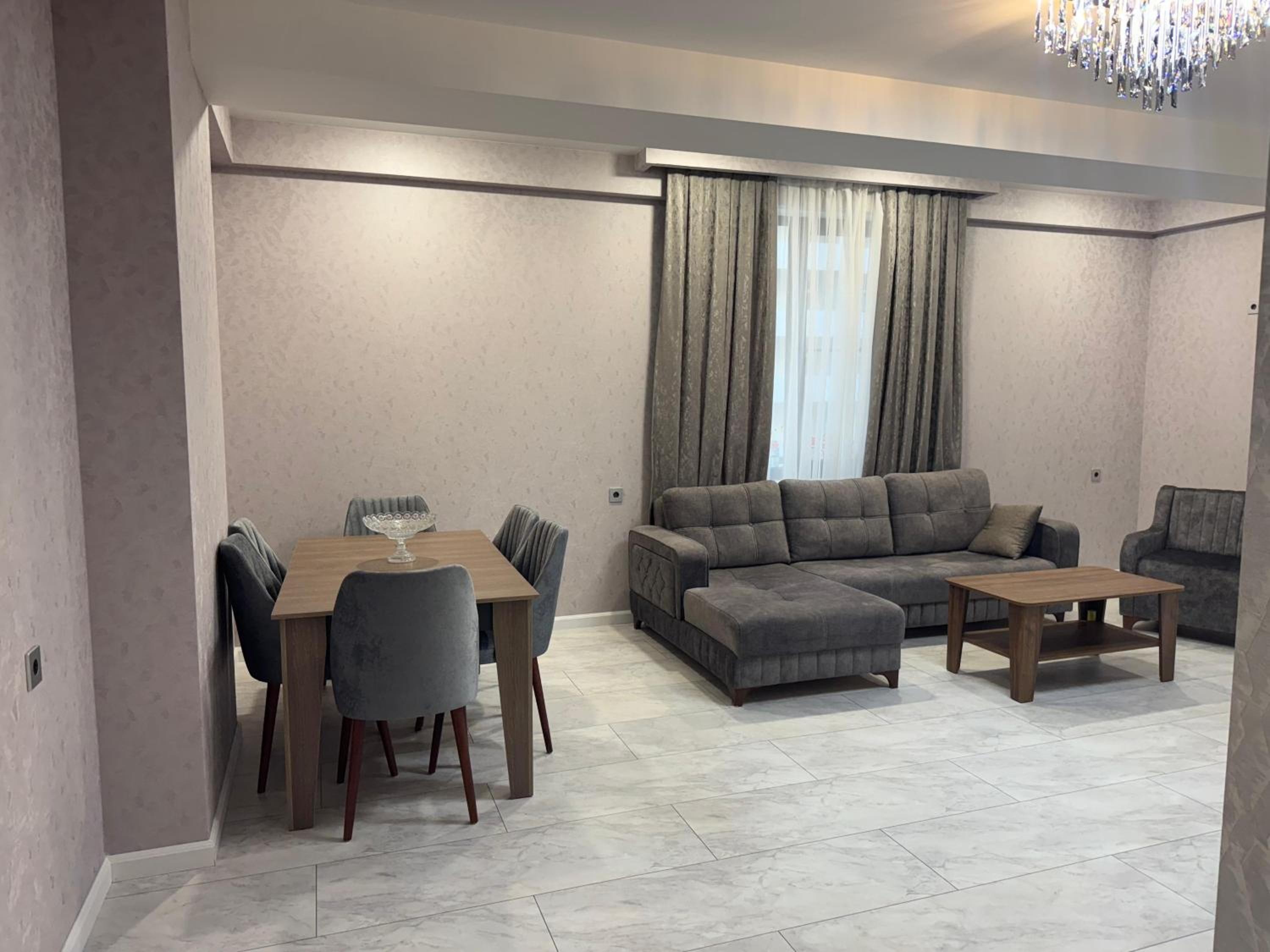Central Elegance Suite