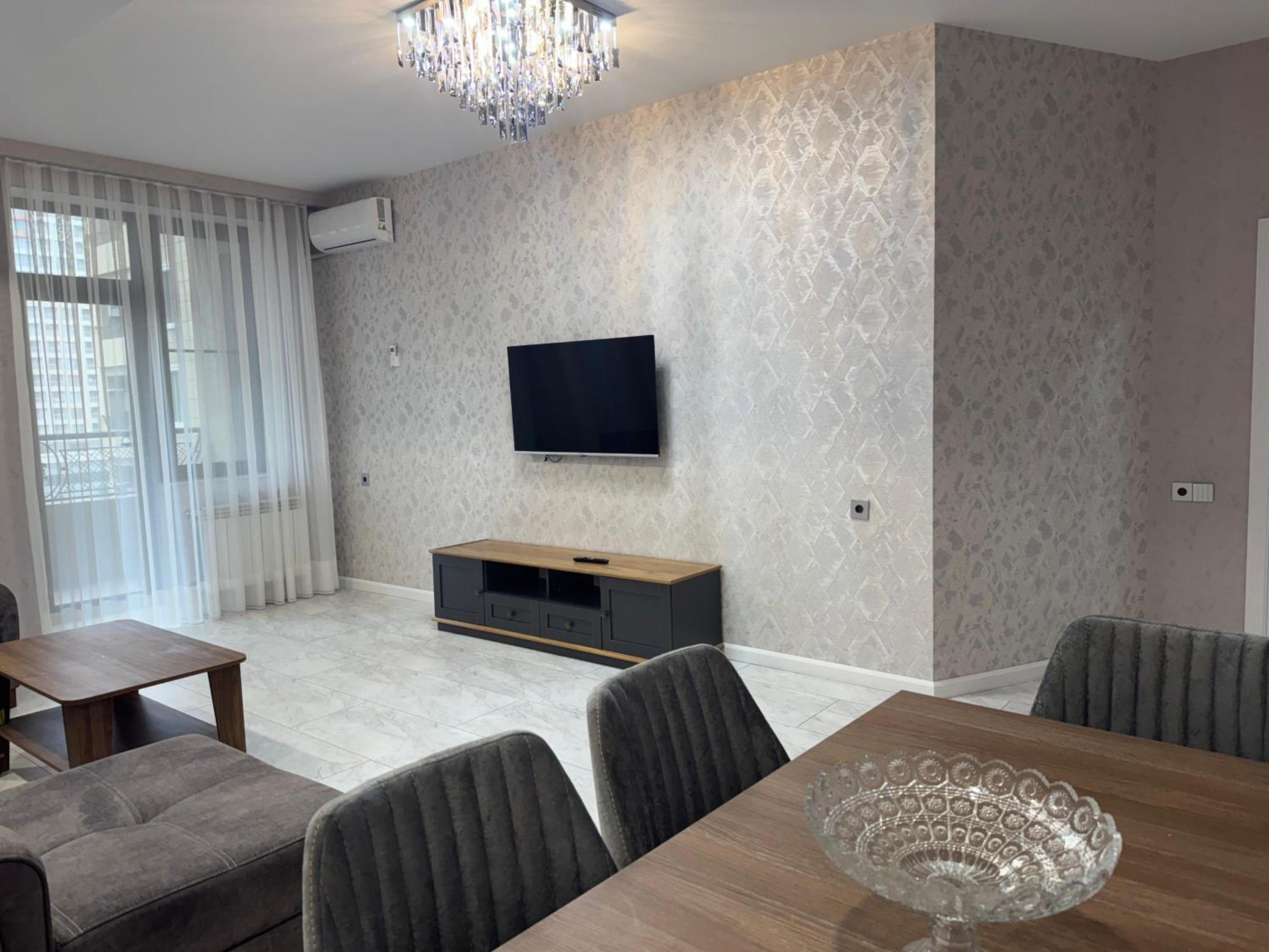 Central Elegance Suite