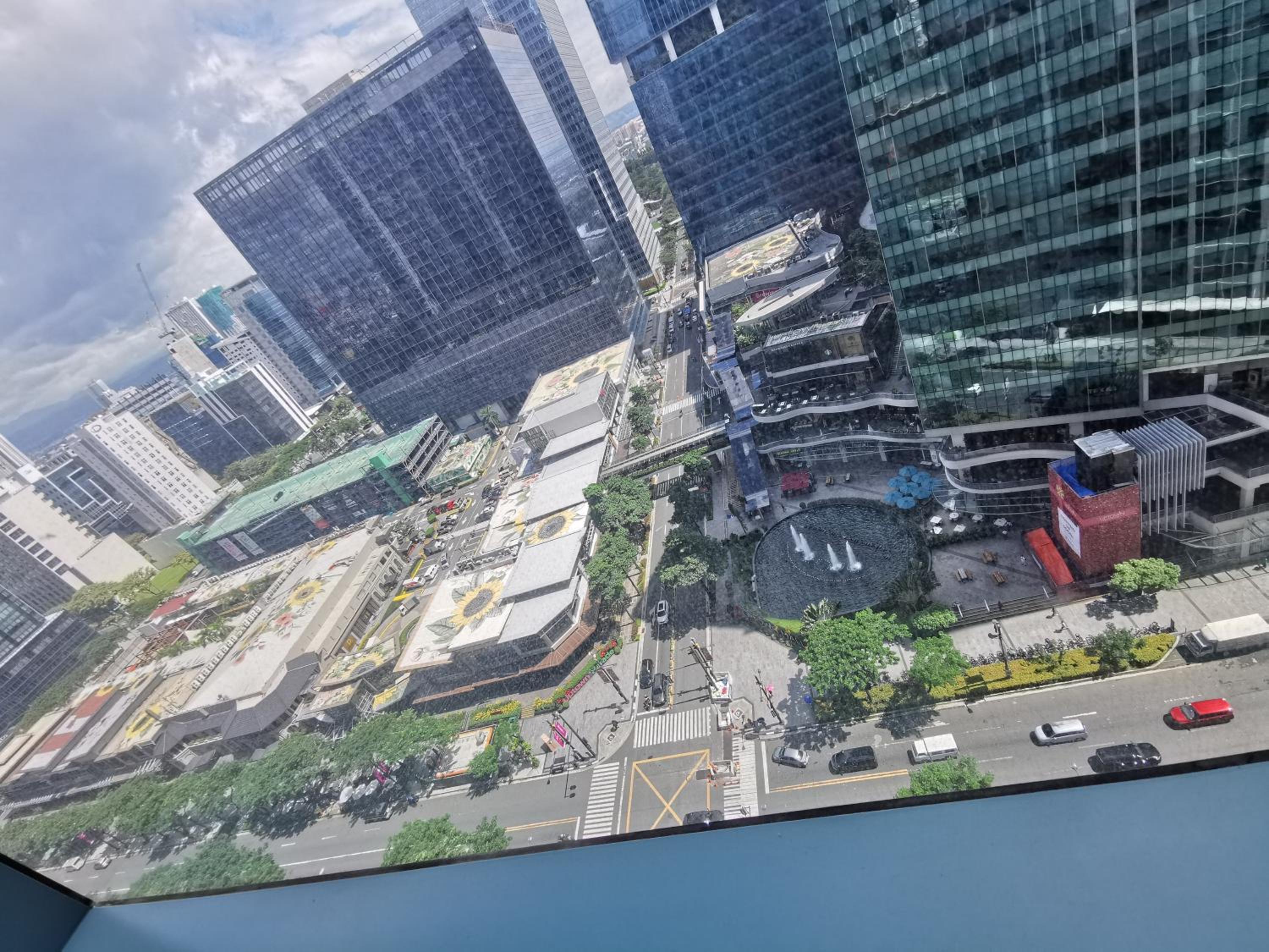 One Uptown Residence BGC One Bedroom