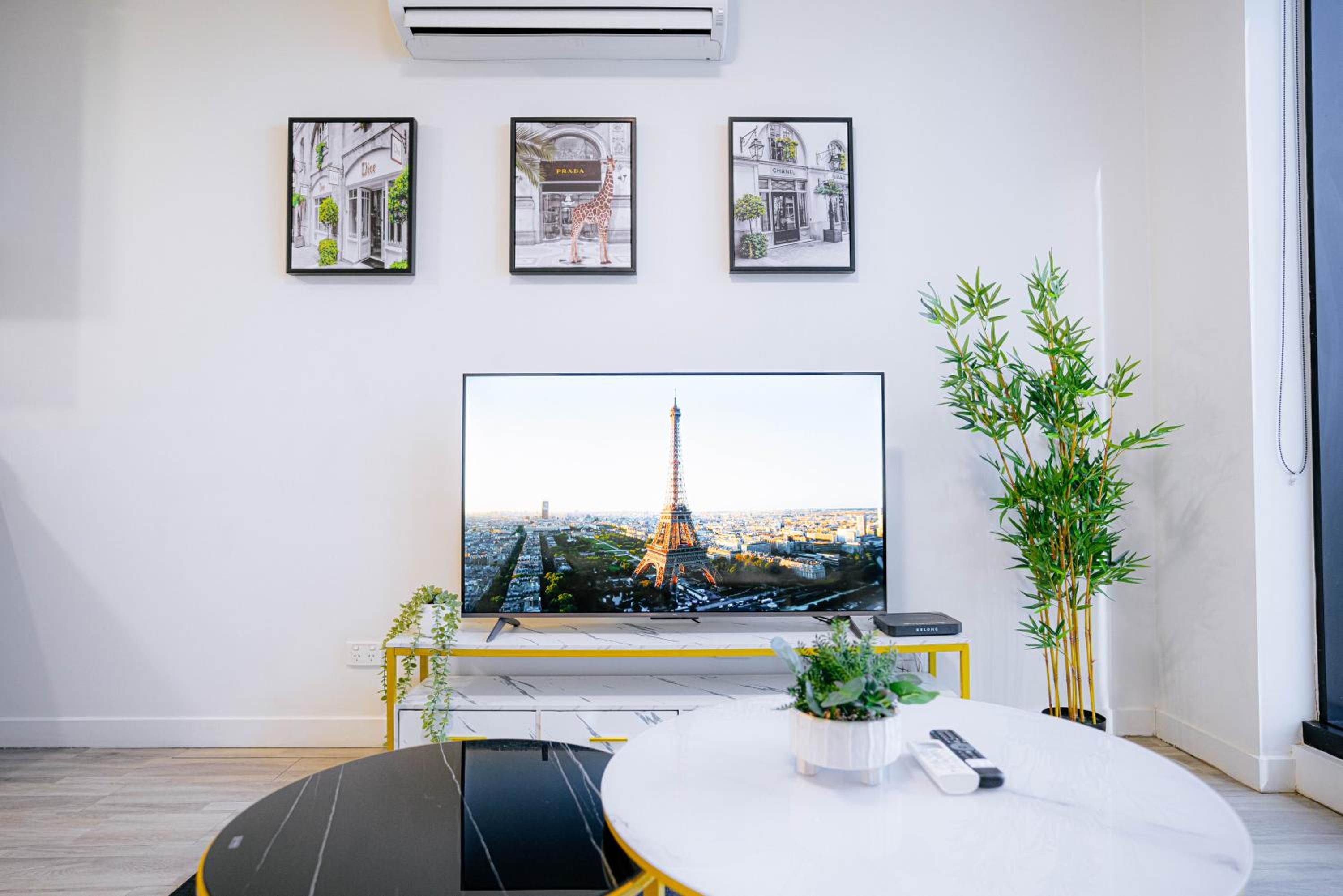 Lv61 SkyHigh CityView Comfort Cozy 1BR Retreat