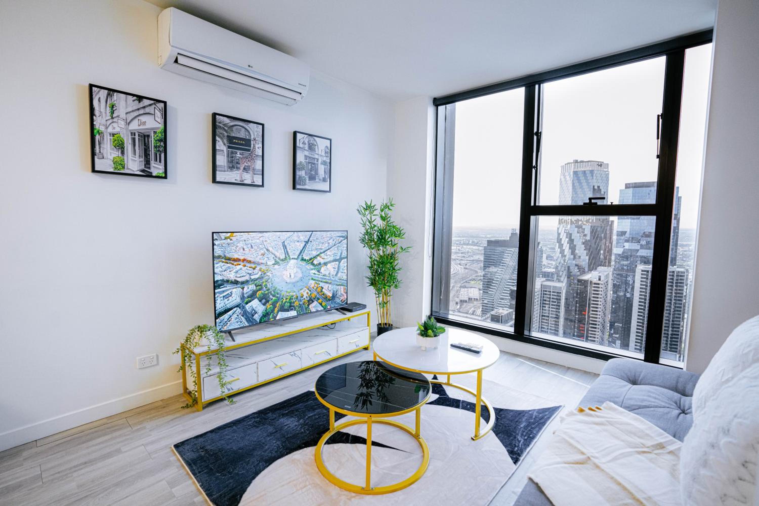 Lv61 SkyHigh CityView Comfort Cozy 1BR Retreat