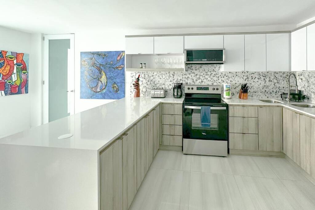 New Boutique House with Pool near the Beach view 5