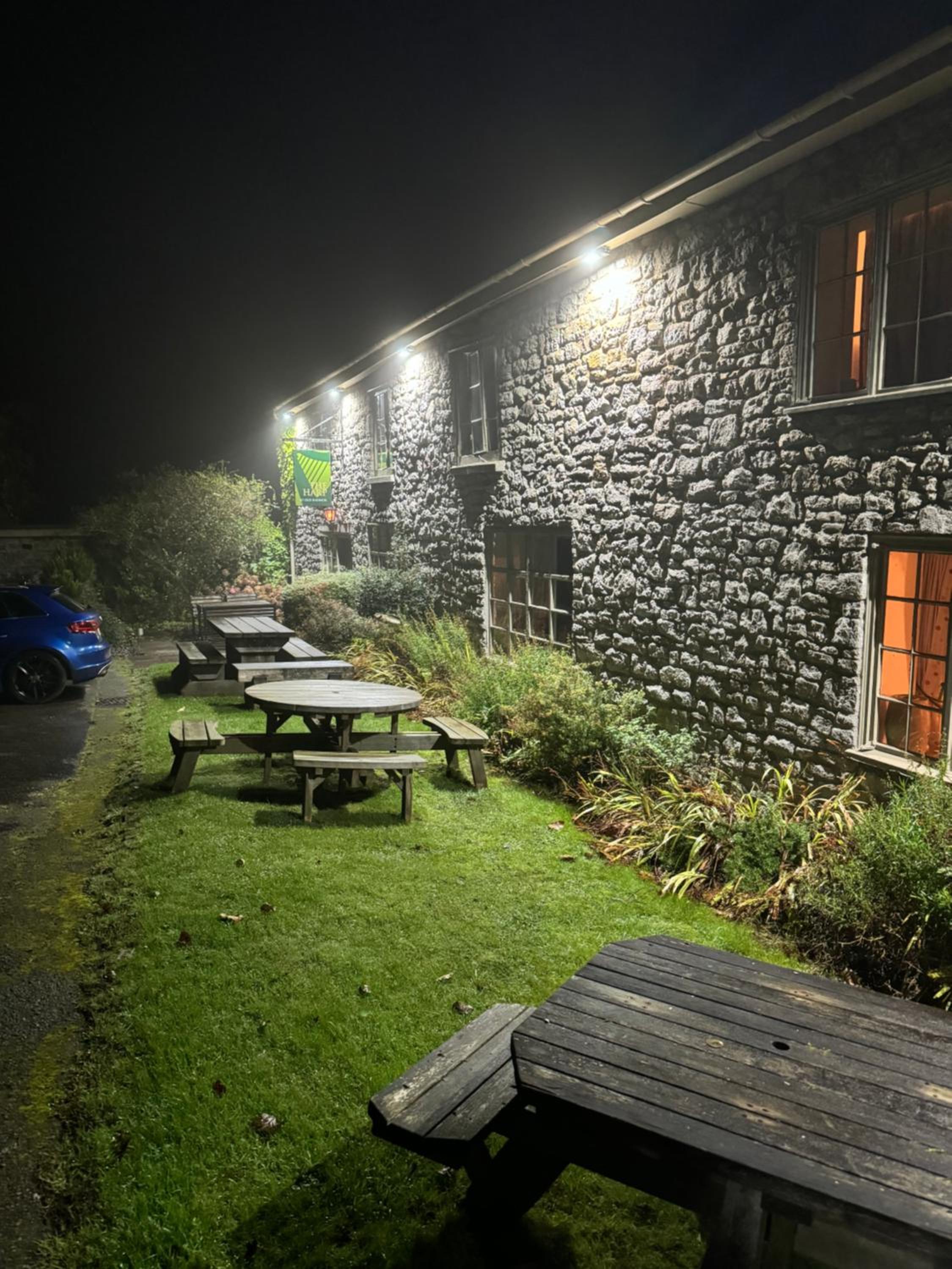 Hotel The Harp Inn - Image 1