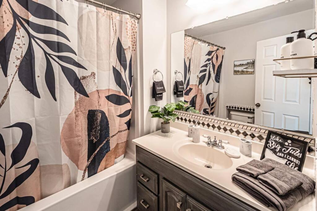 Glamorous Renovated Modern Home