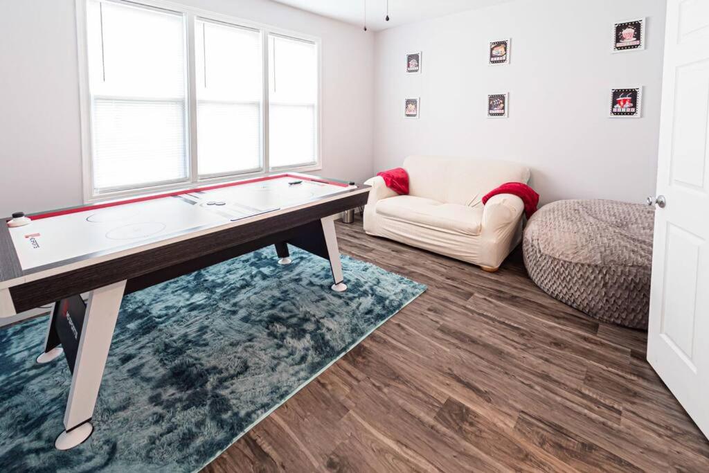 Glamorous Renovated Modern Home