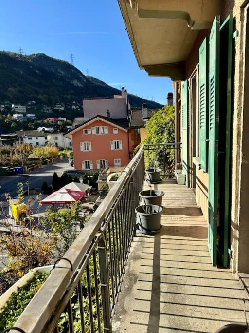 Appartement 70m2, entrée autonome, lit 180x200, terrasse privée, parking gratuit