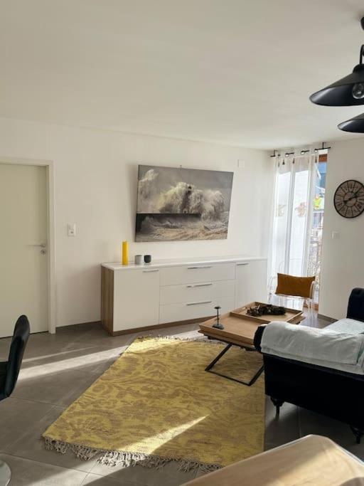 Appartement 70m2, entrée autonome, lit 180x200, terrasse privée, parking gratuit