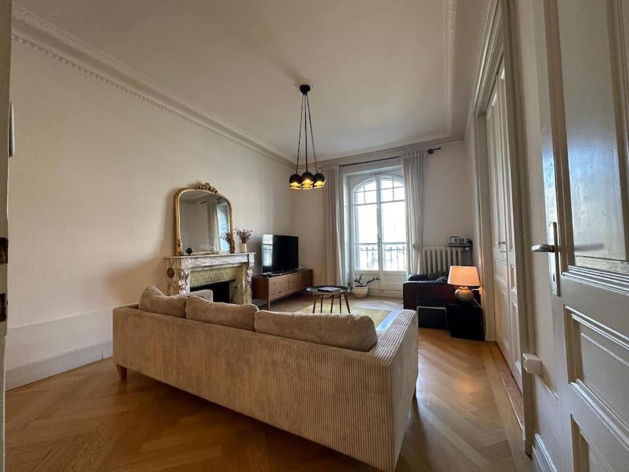 Central two-bedroom apartment