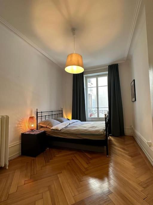Central two-bedroom apartment