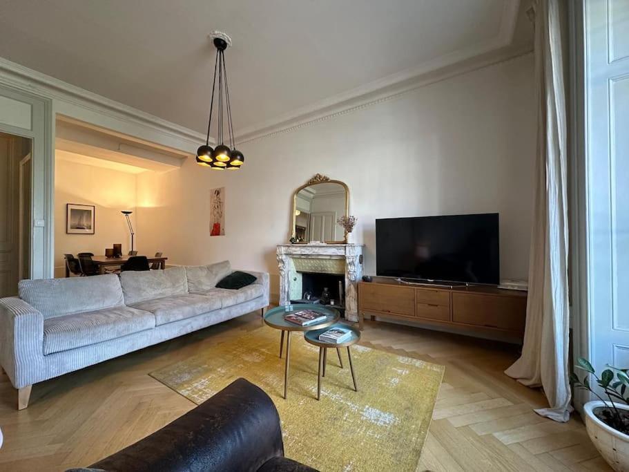 Central two-bedroom apartment