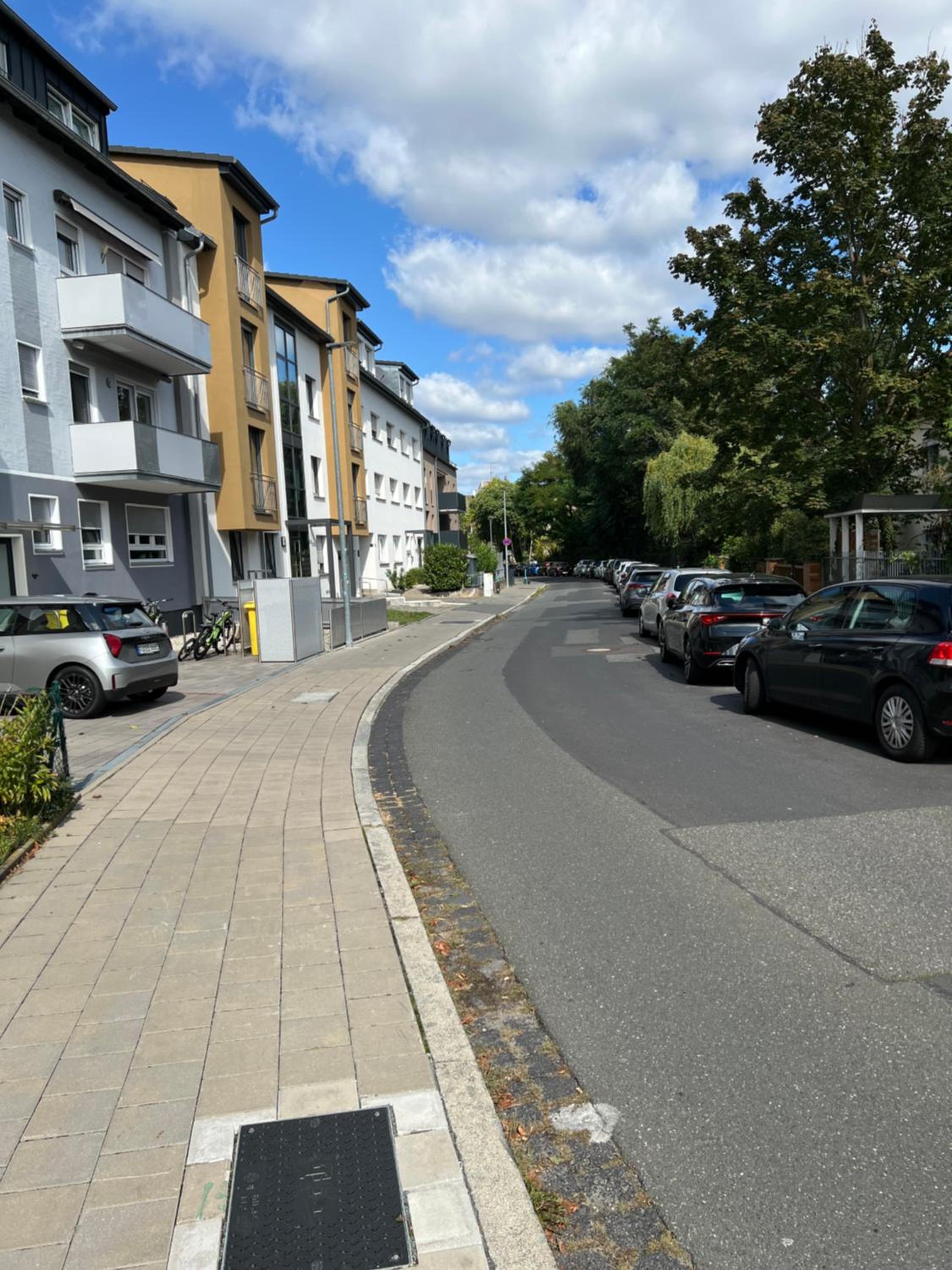 Große gemütliche Ferienwohnung mit Klimaanlage, Parkplatz inklusive TOP !