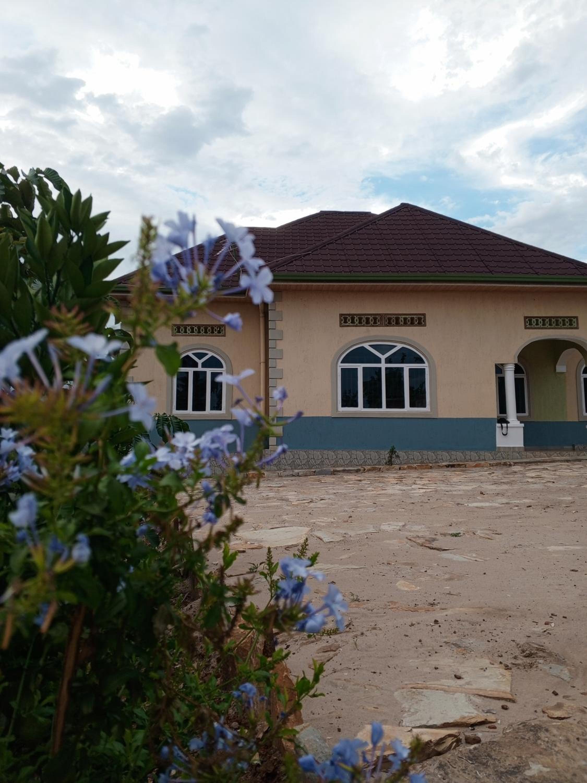 Akagera Sunset House