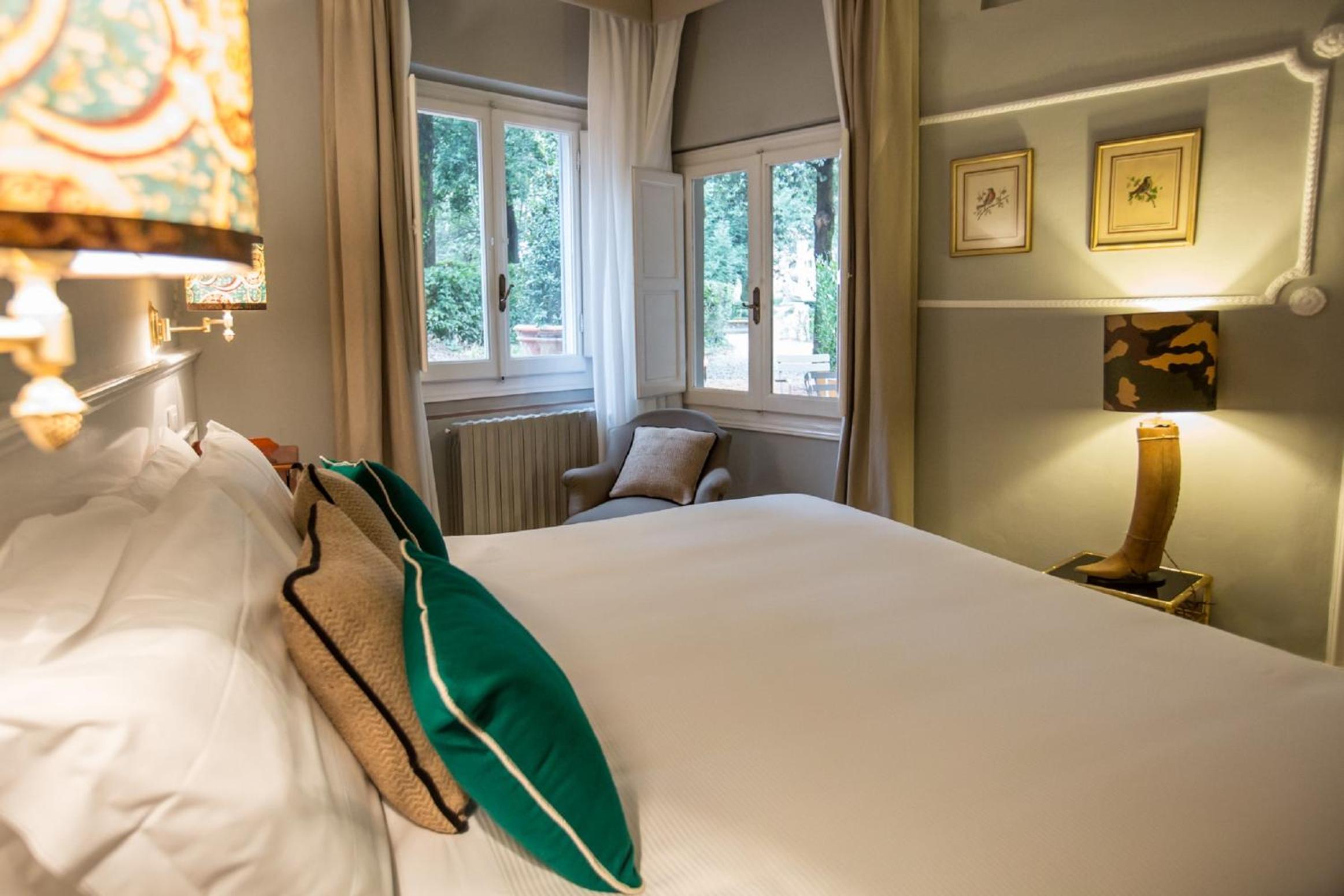 AdAstra Suites