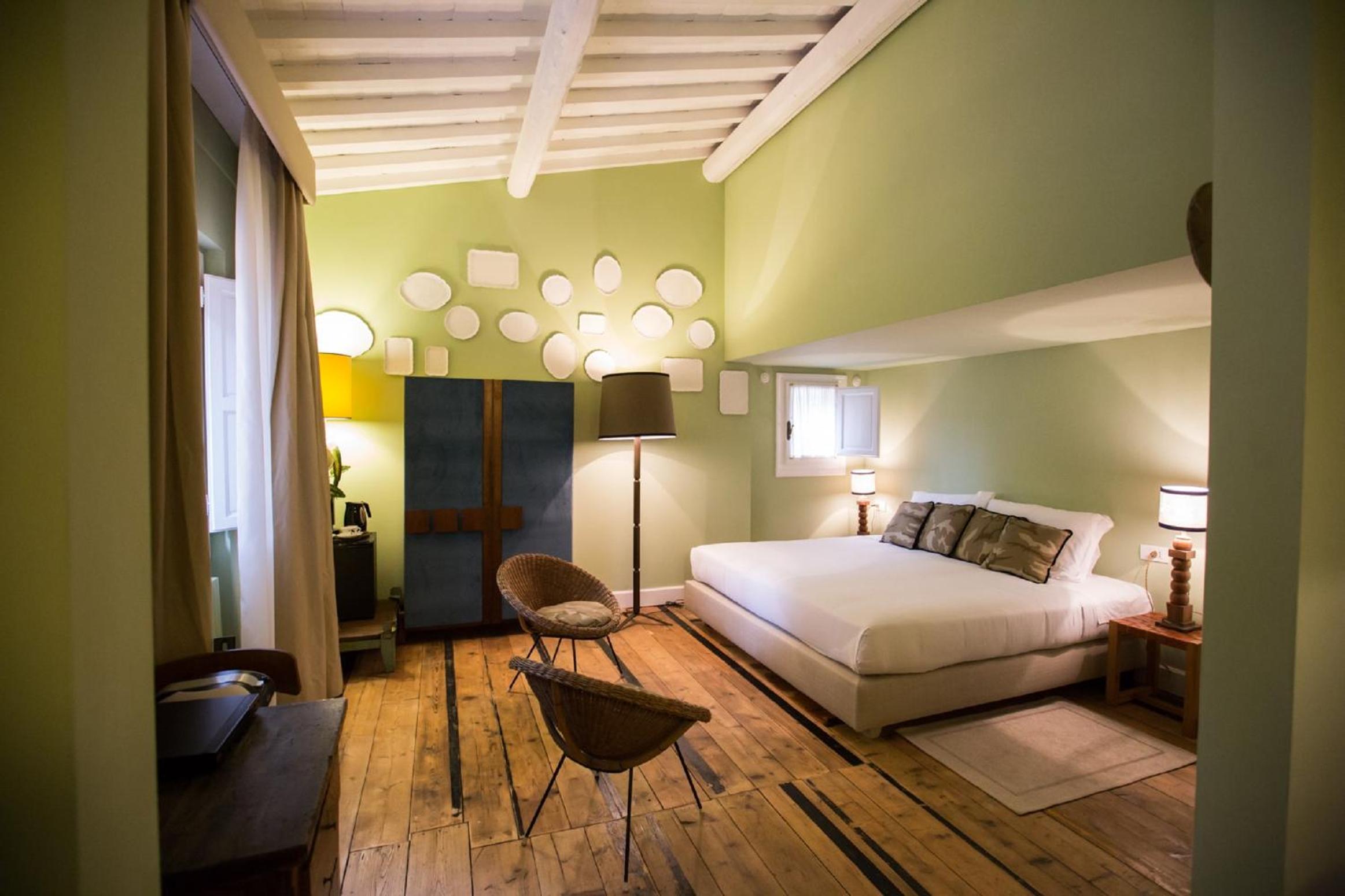 AdAstra Suites