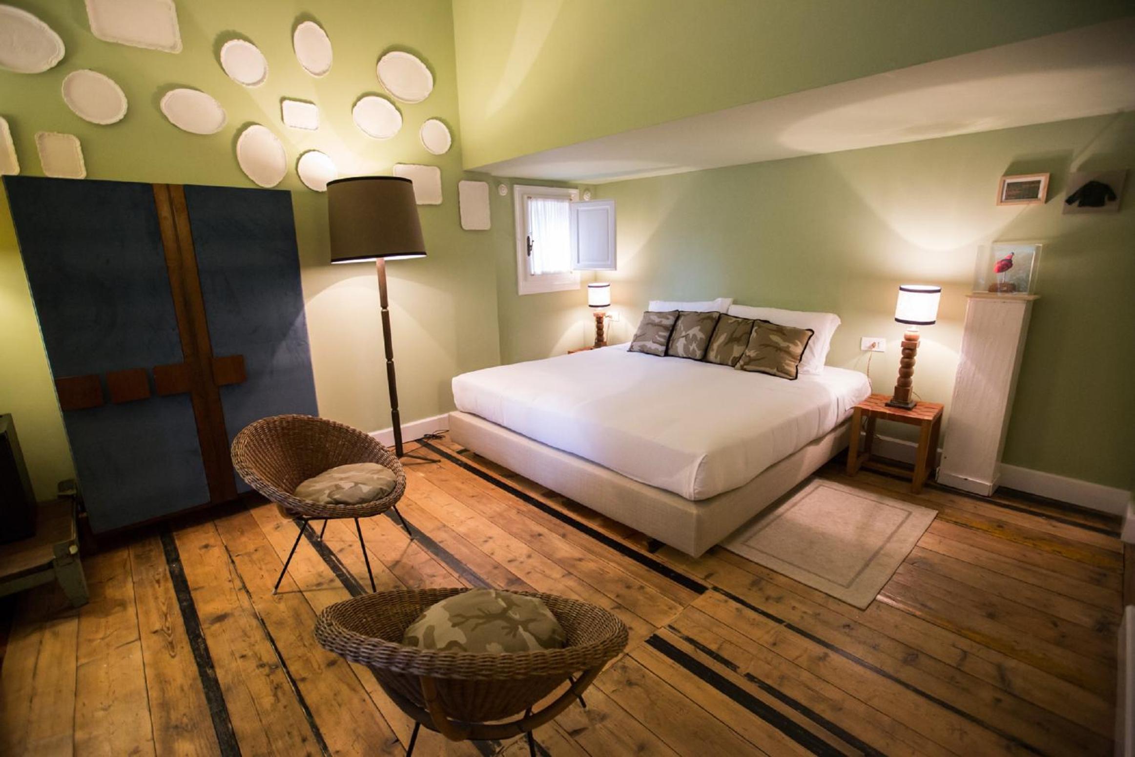 AdAstra Suites
