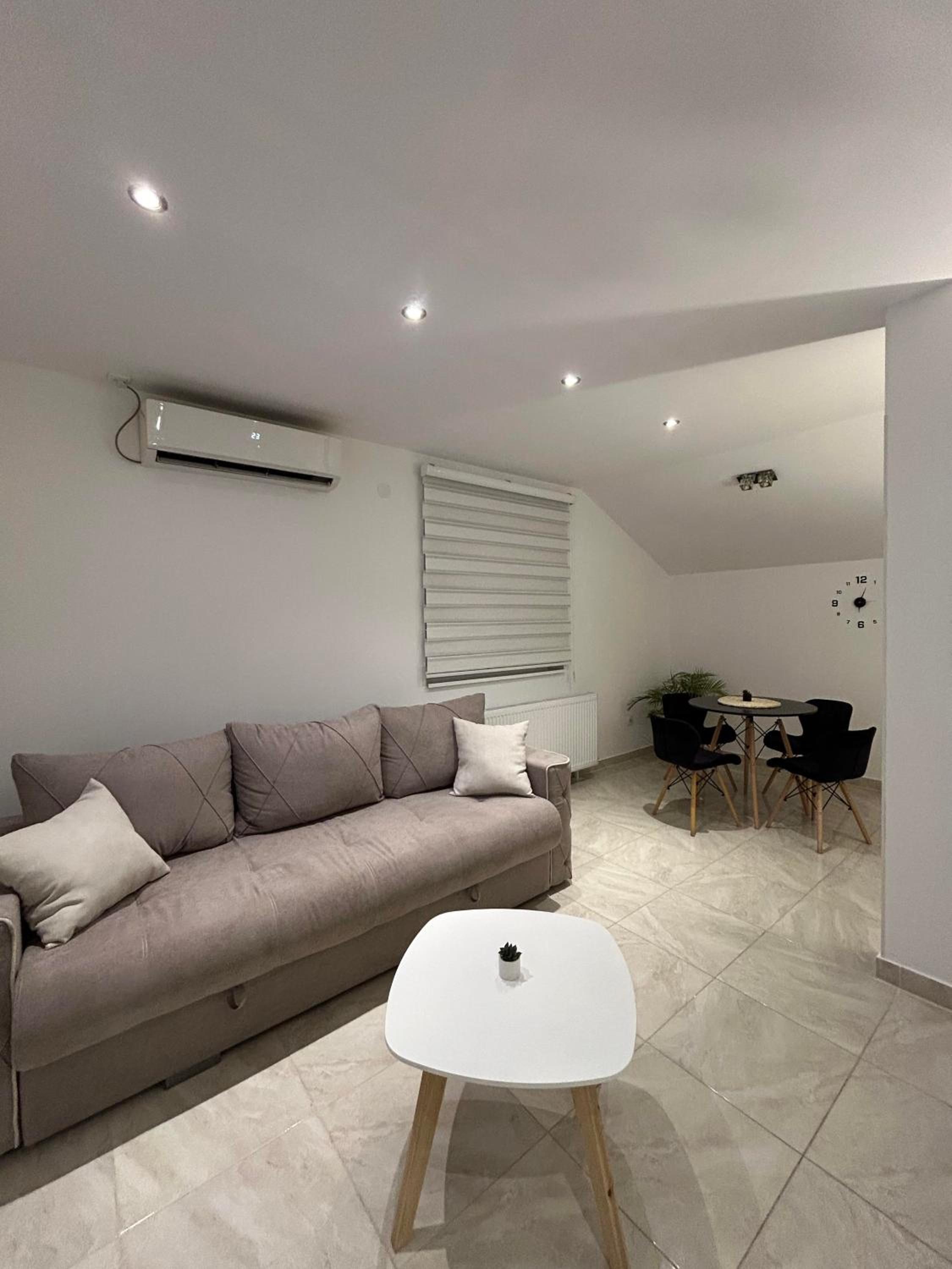 Apartman Cristal LUX
