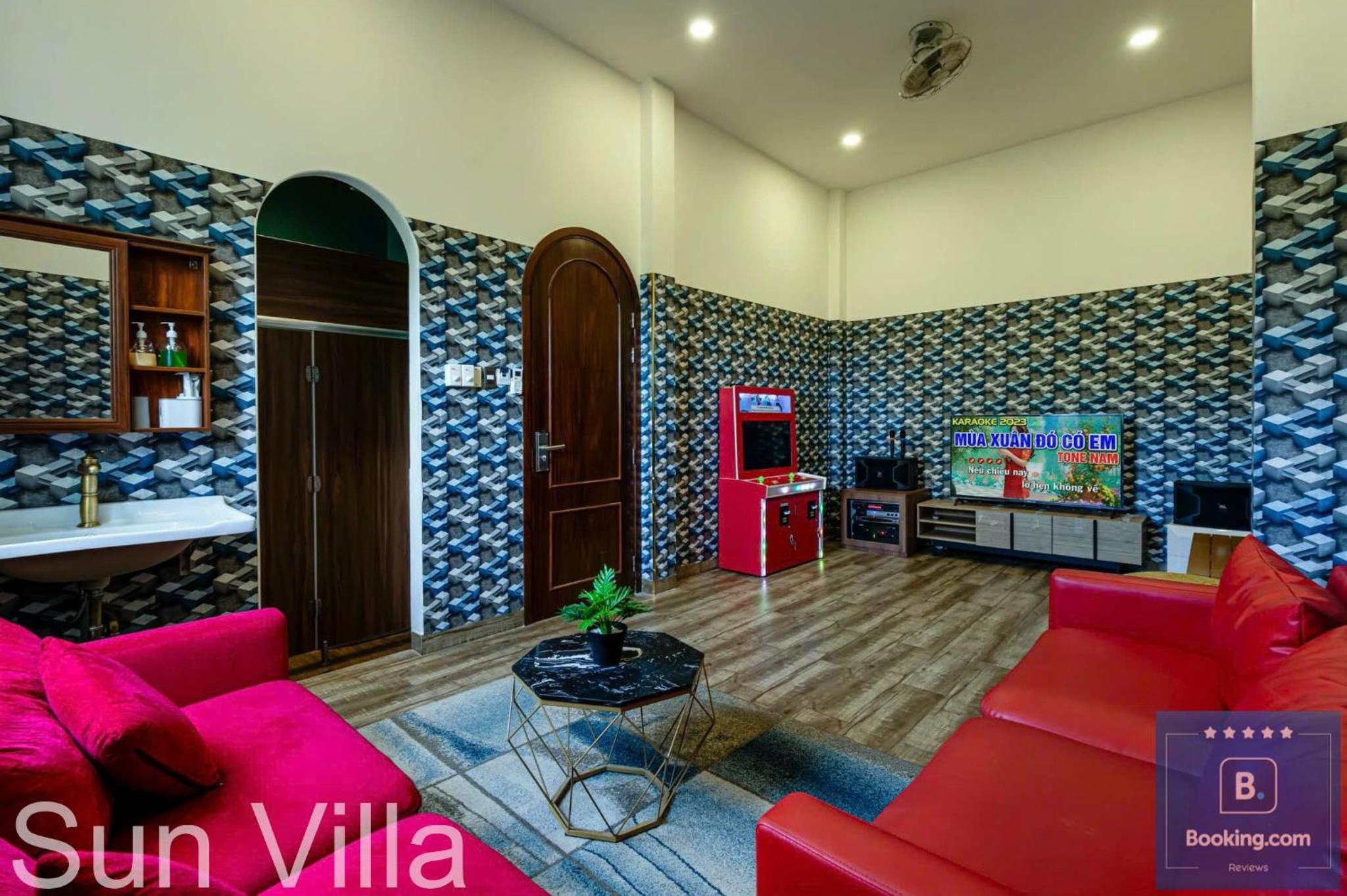 Sun Villa D1 - Phòng Khách Có Máy Lạnh view 3