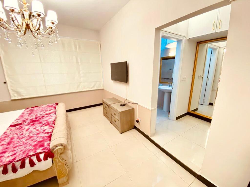 Abu Dhabi Tower Luxurious Apartments - LMY Islamabad