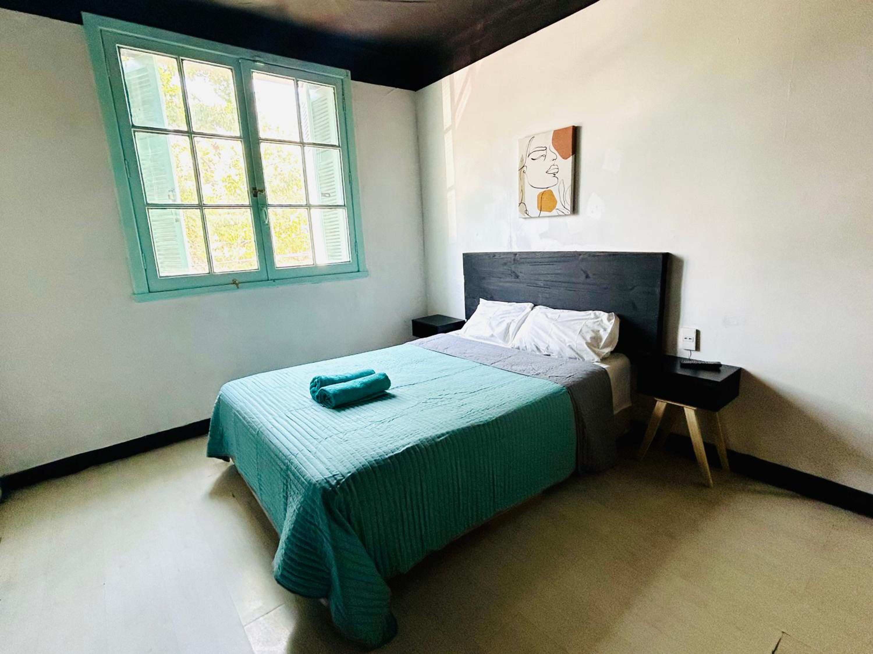 Happy Hostel
