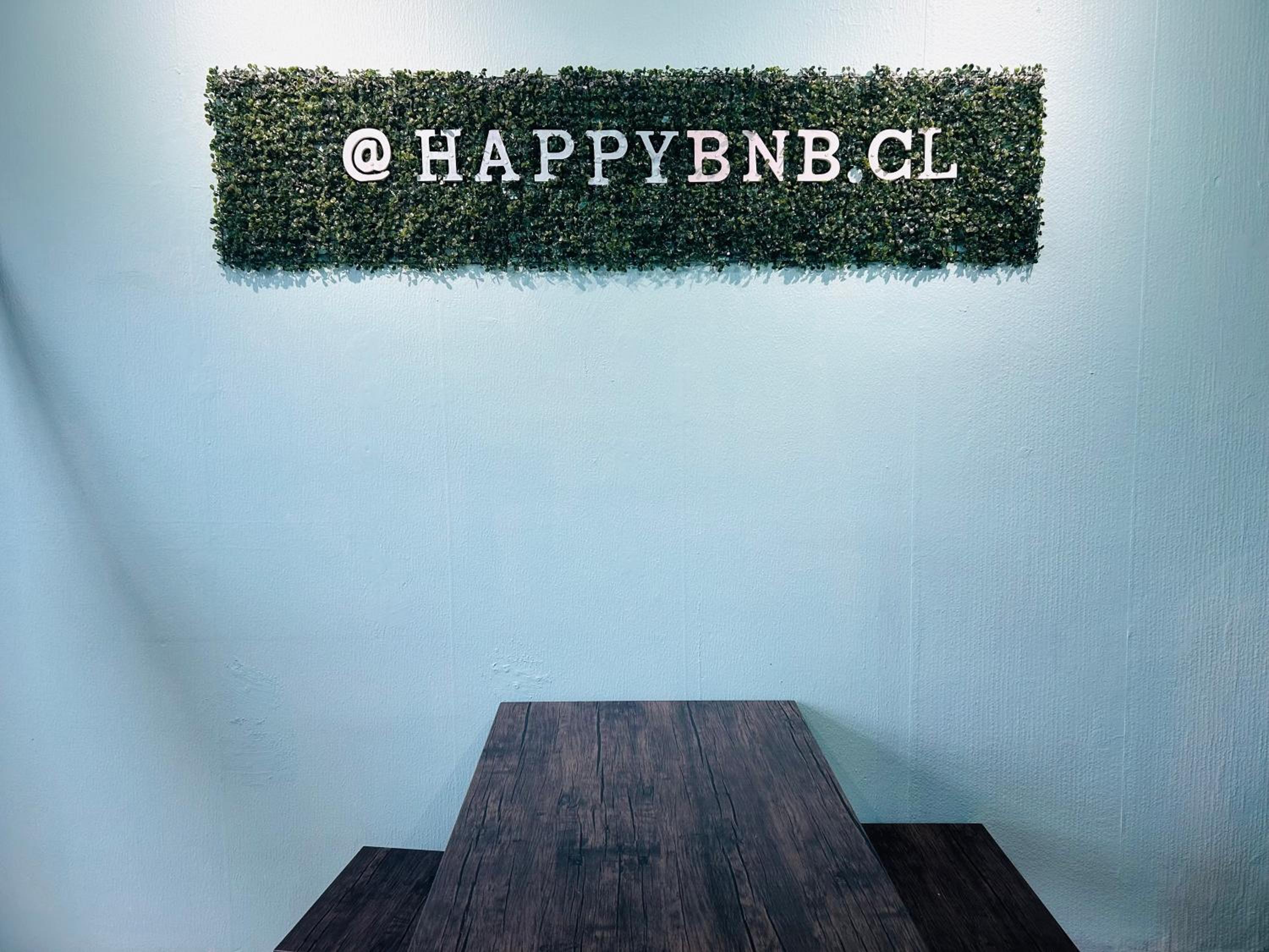 Happy Hostel
