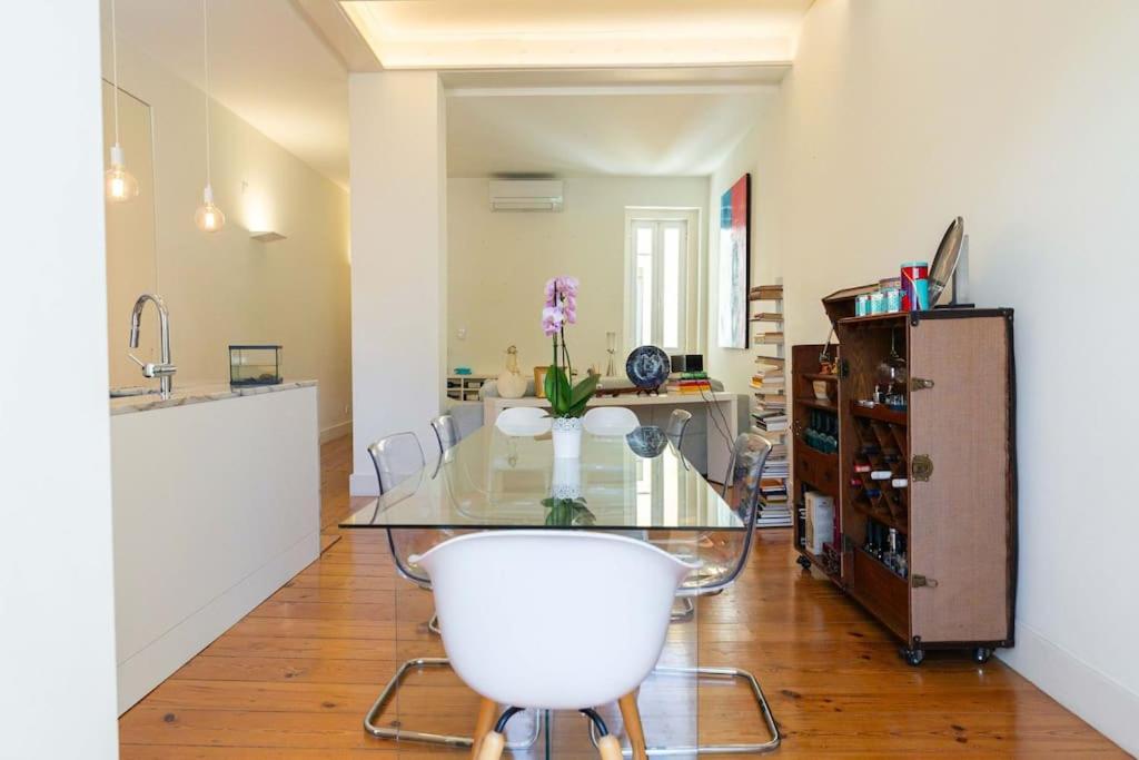 Apartment with Terrace 5 Minutes from Marquês de Pombal view 2