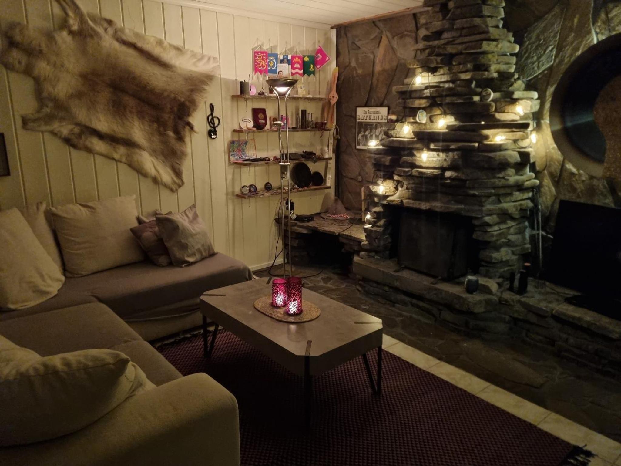 Mother Reindeer s House