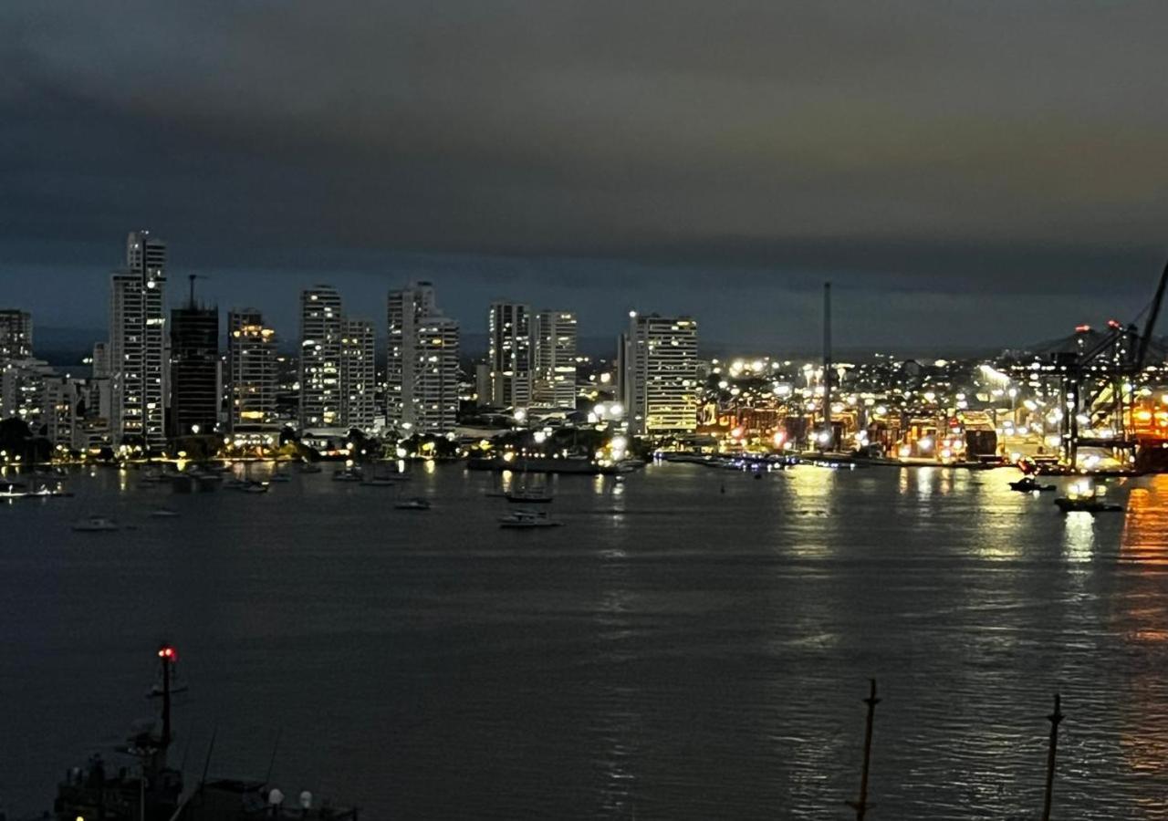 Vista de lujo al mar y la bahía