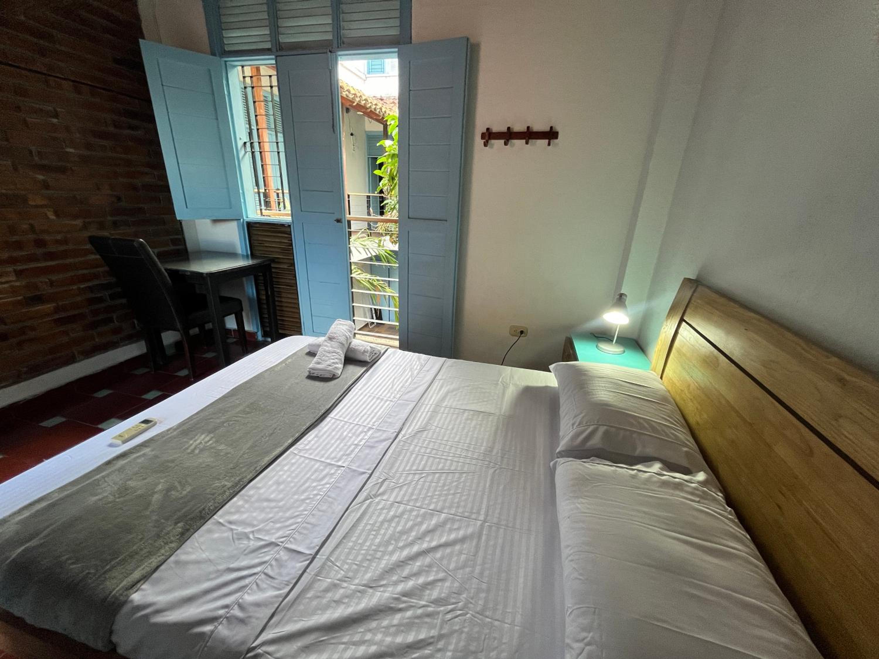 Sana Mar Hostel & Eco-Café