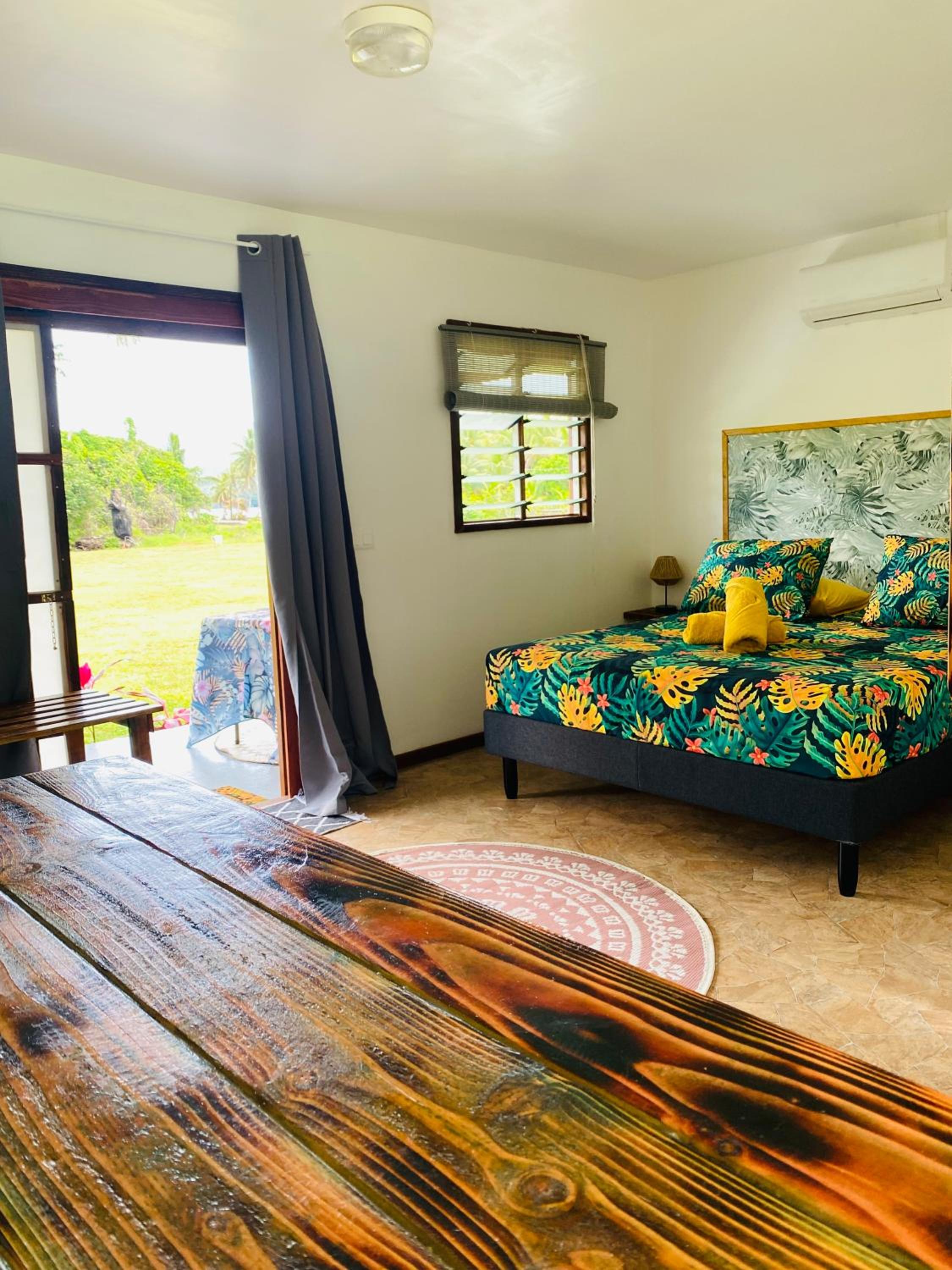 Huahine Serenity Cottage view 2