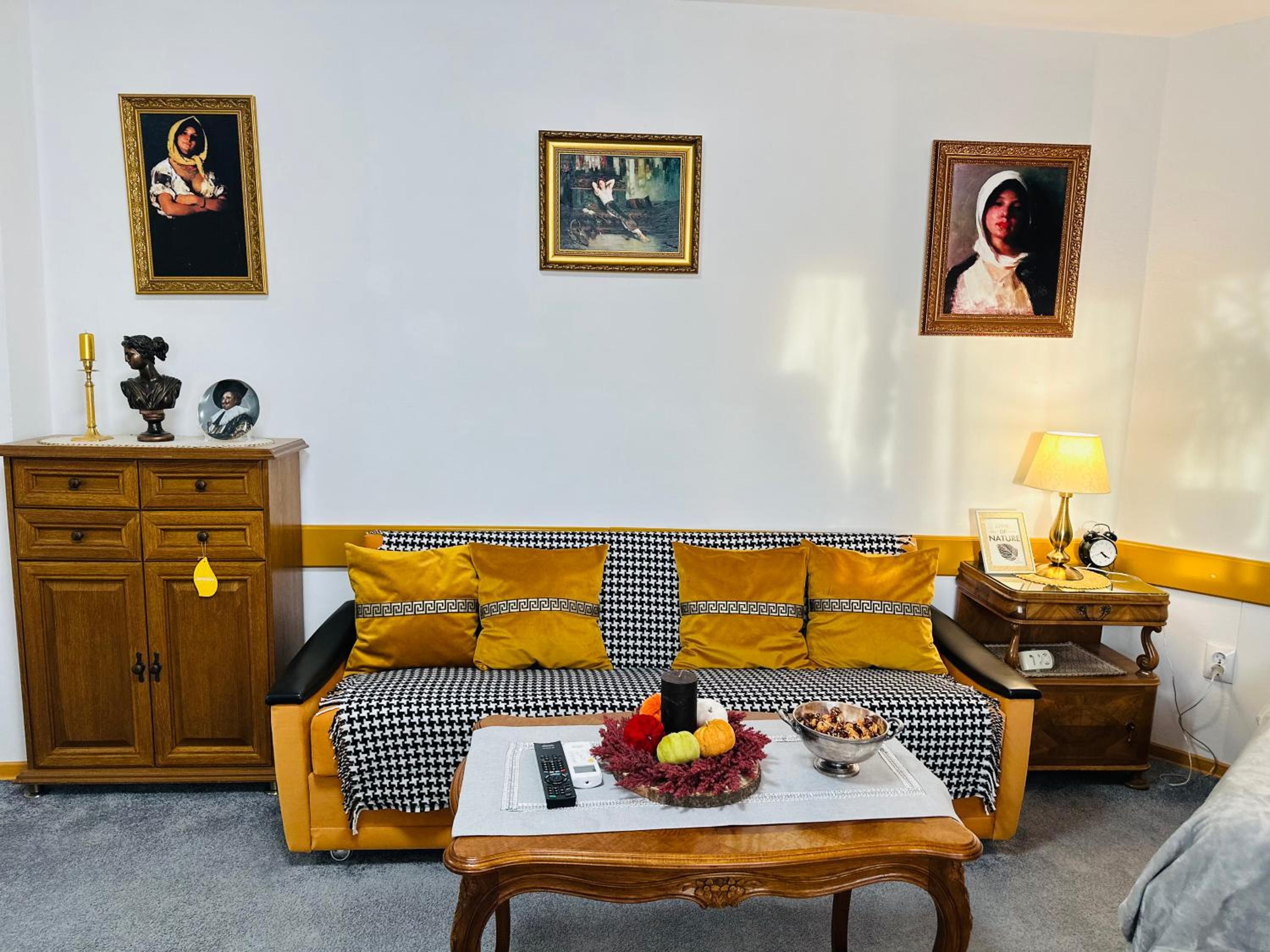 Studio - CLASSIC - view 2