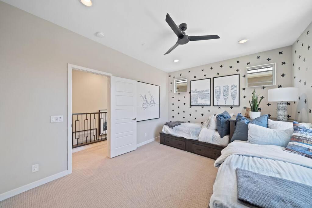 Executive New Home in South Orange County, CA view 3