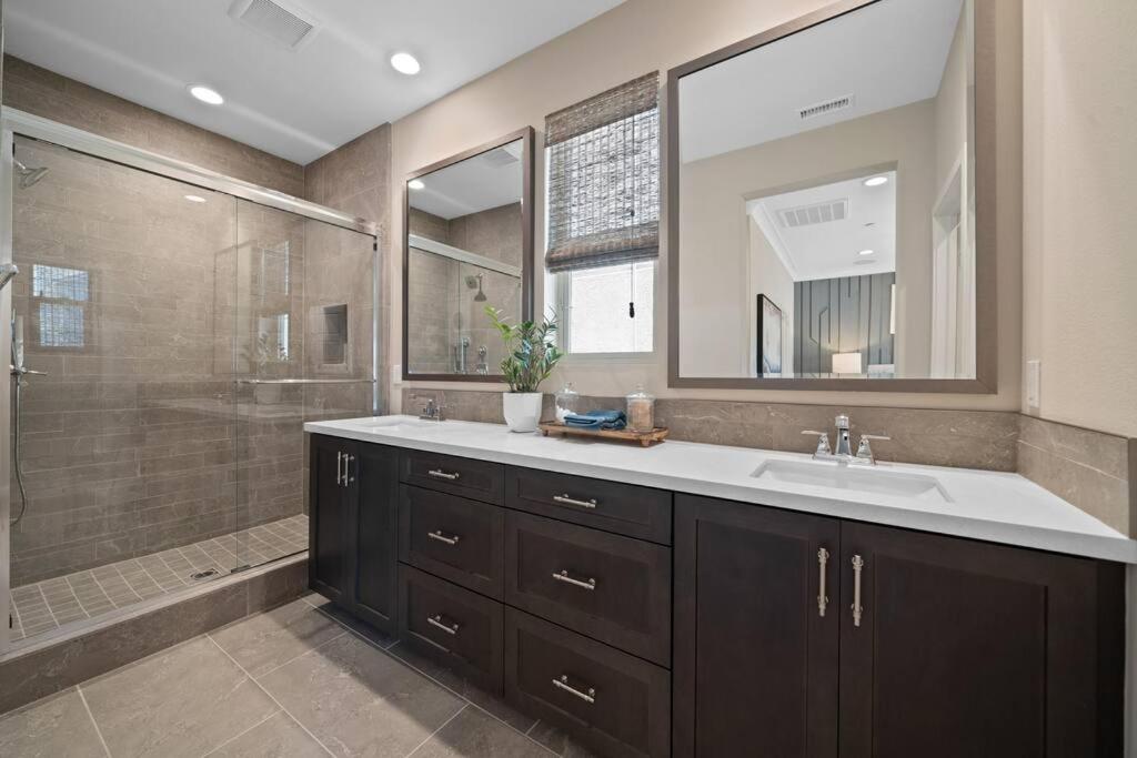 Executive New Home in South Orange County, CA view 4