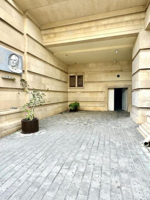 Great Apartment in Musicians Building